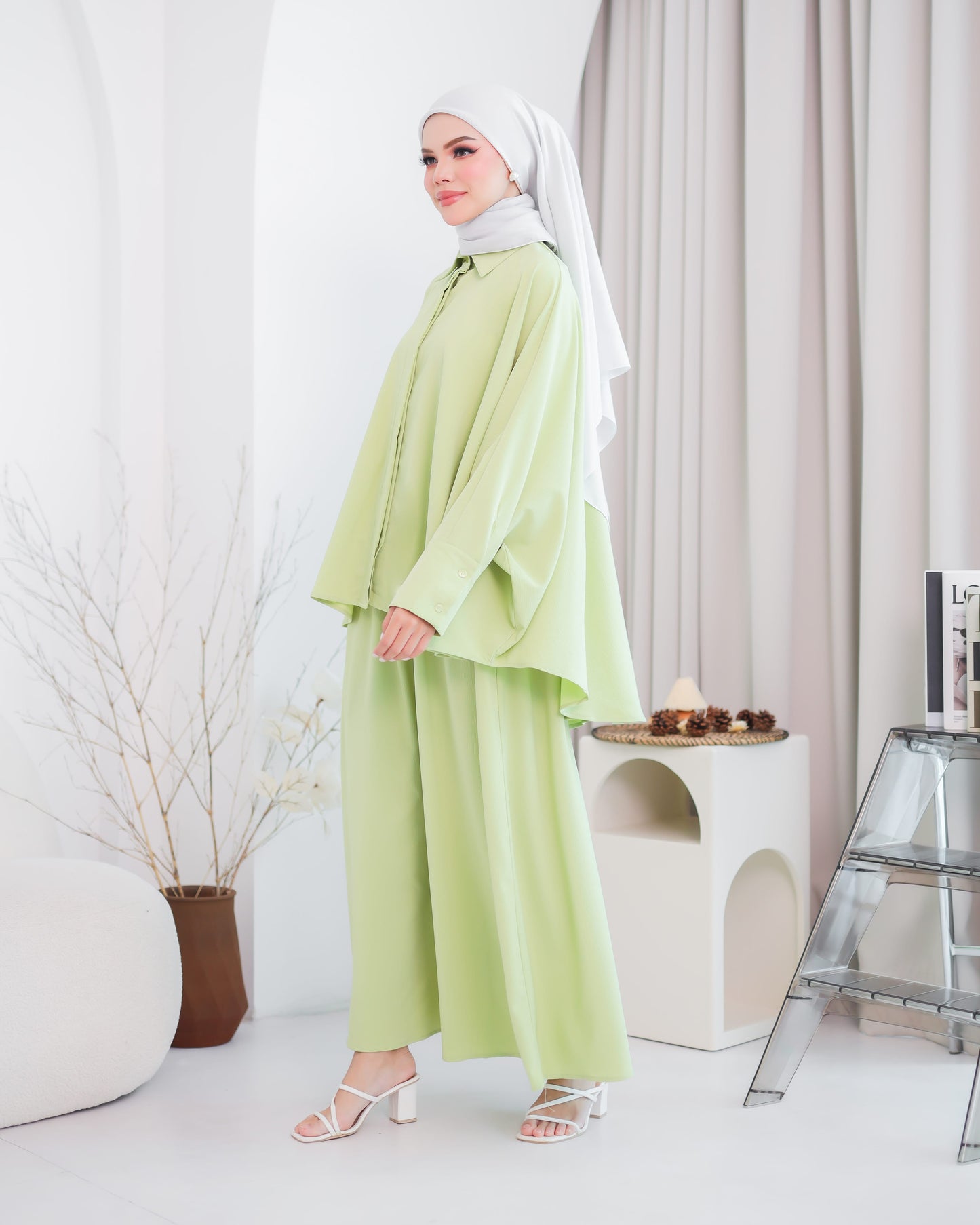 TRIANNA DRESS (GREEN)