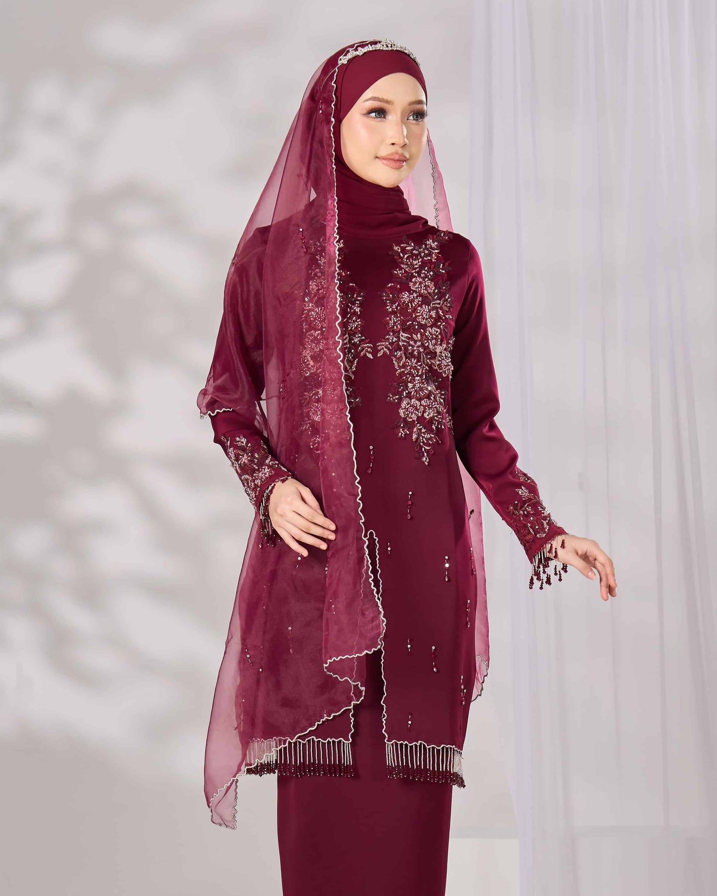 MAHIRA SELENDANG (BURGUNDY)