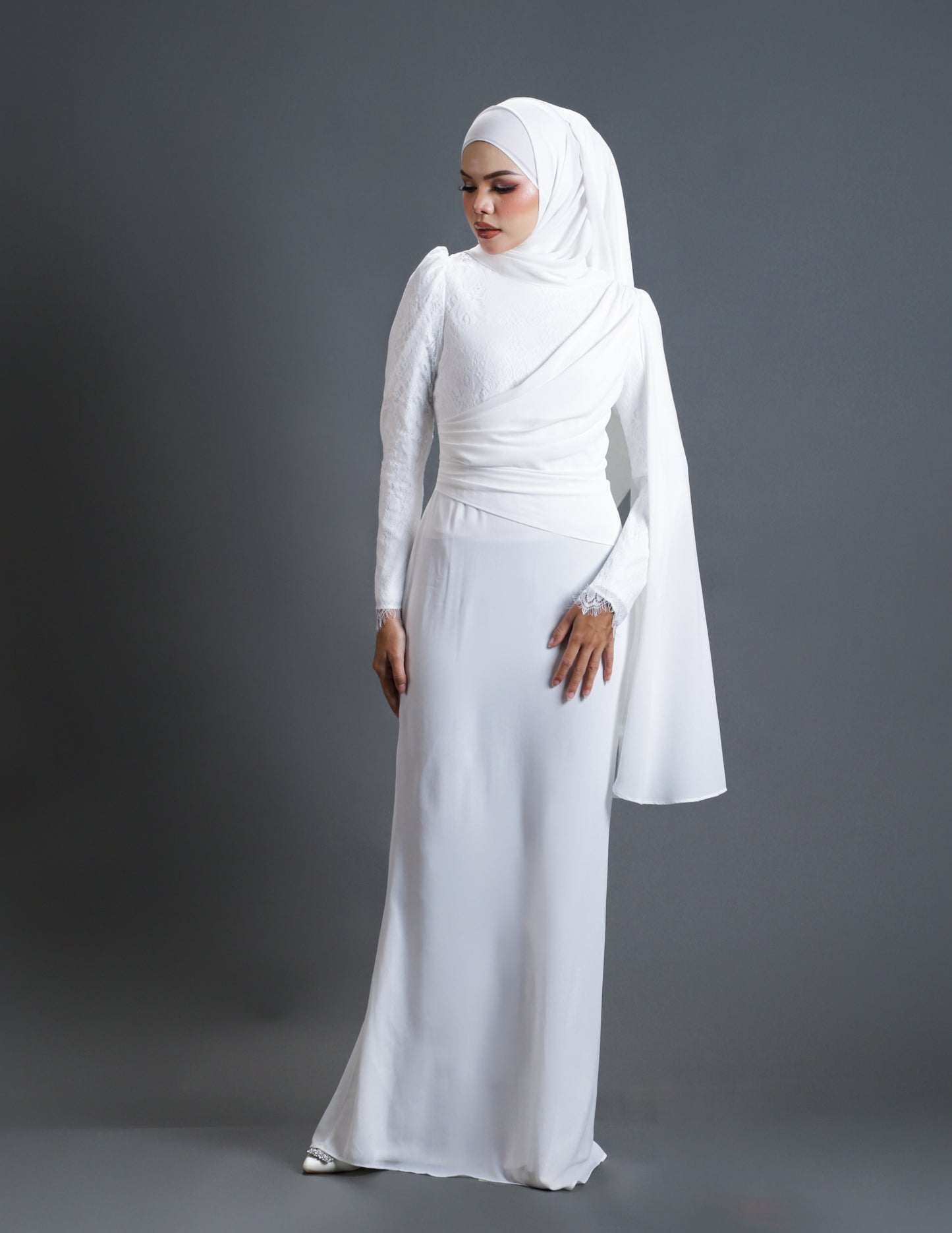MINOR DEFECT BRYNDA DRESS (OFF WHITE)