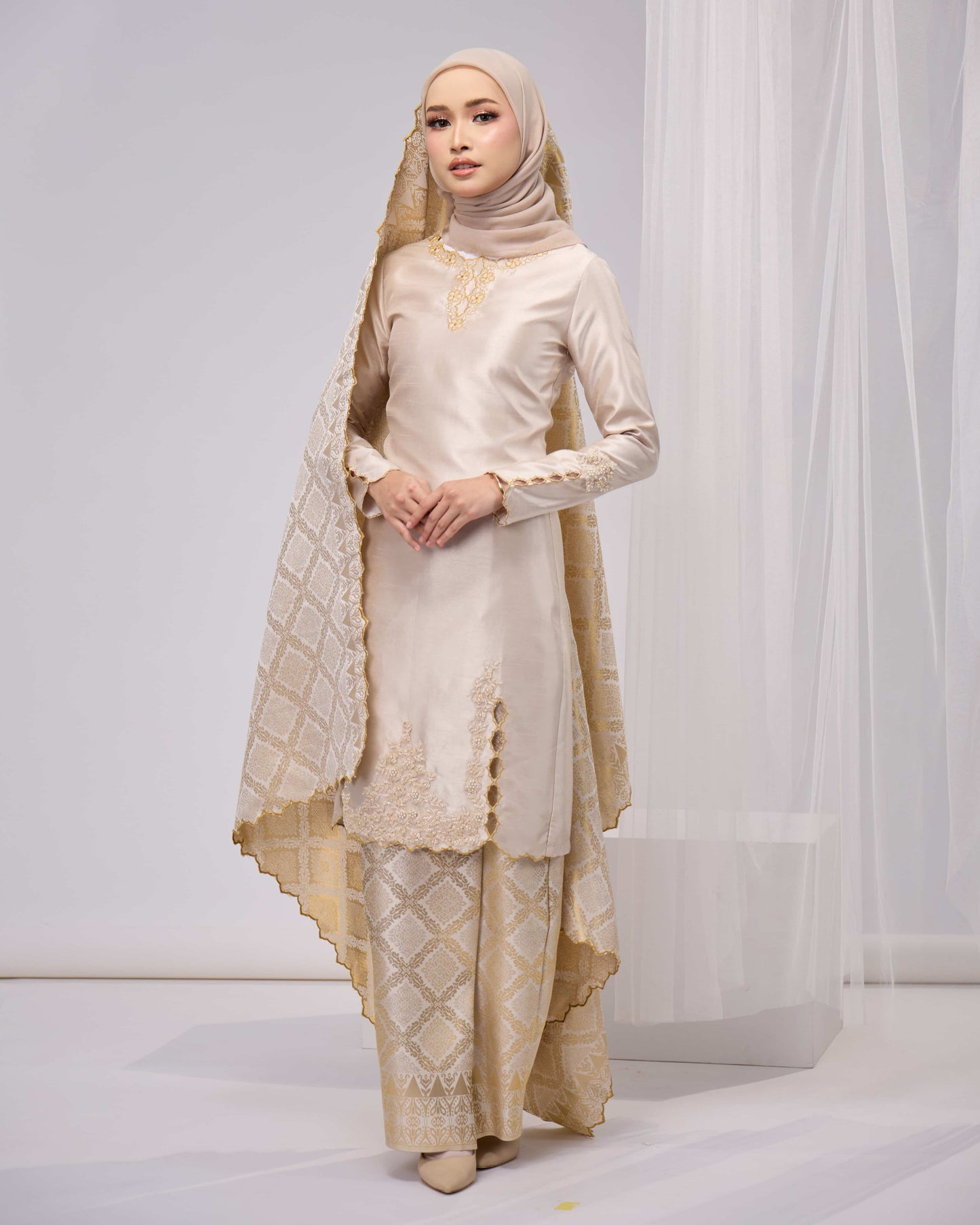 MAHSURI VEIL (CHAMPAGNE)