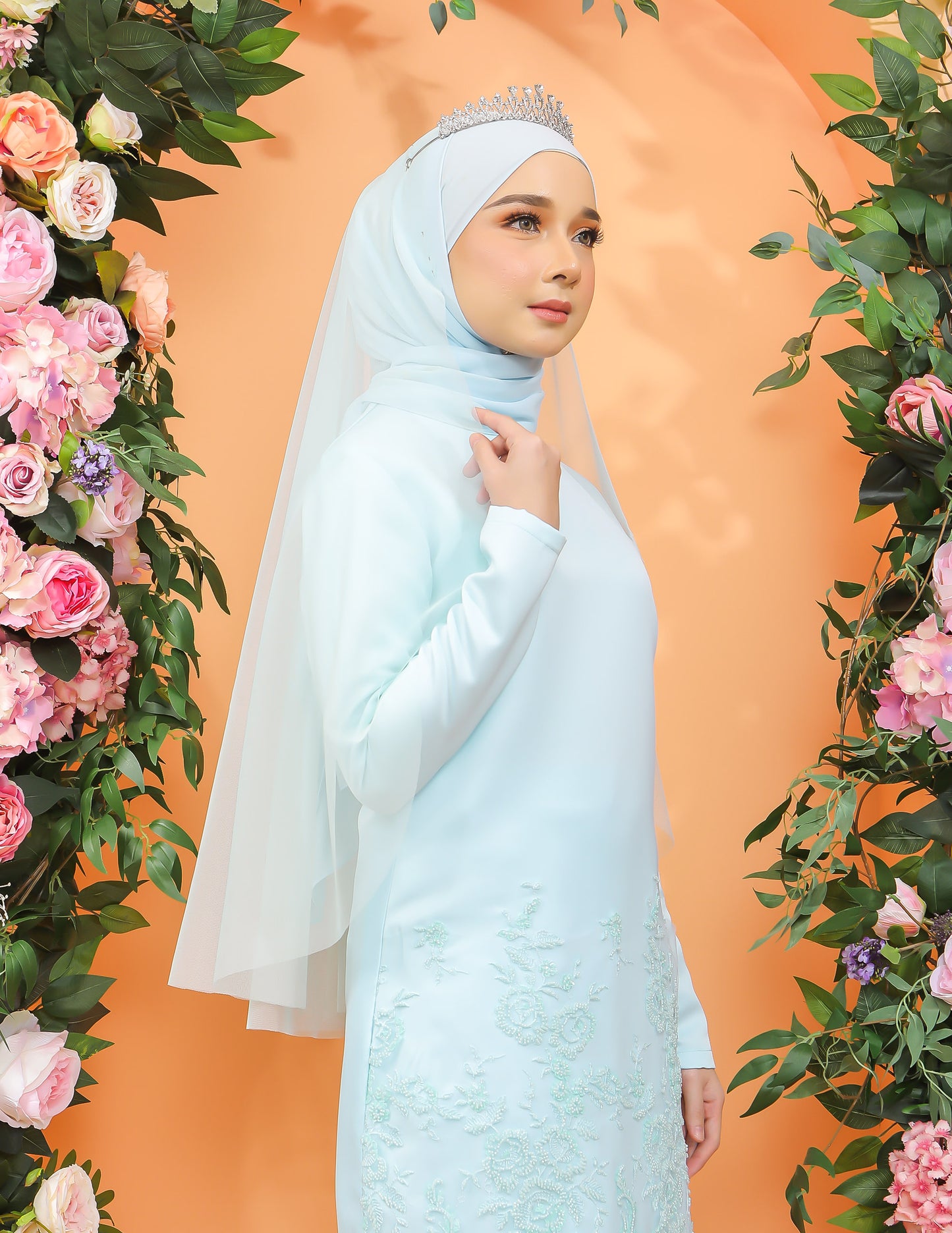 PLAIN VEIL CODE A07 (MINT)