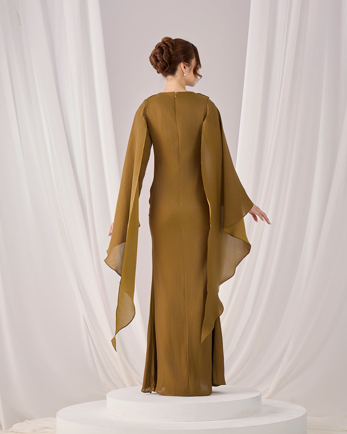 MINOR DEFECT ARLENA DRESS (ARMY GREEN)