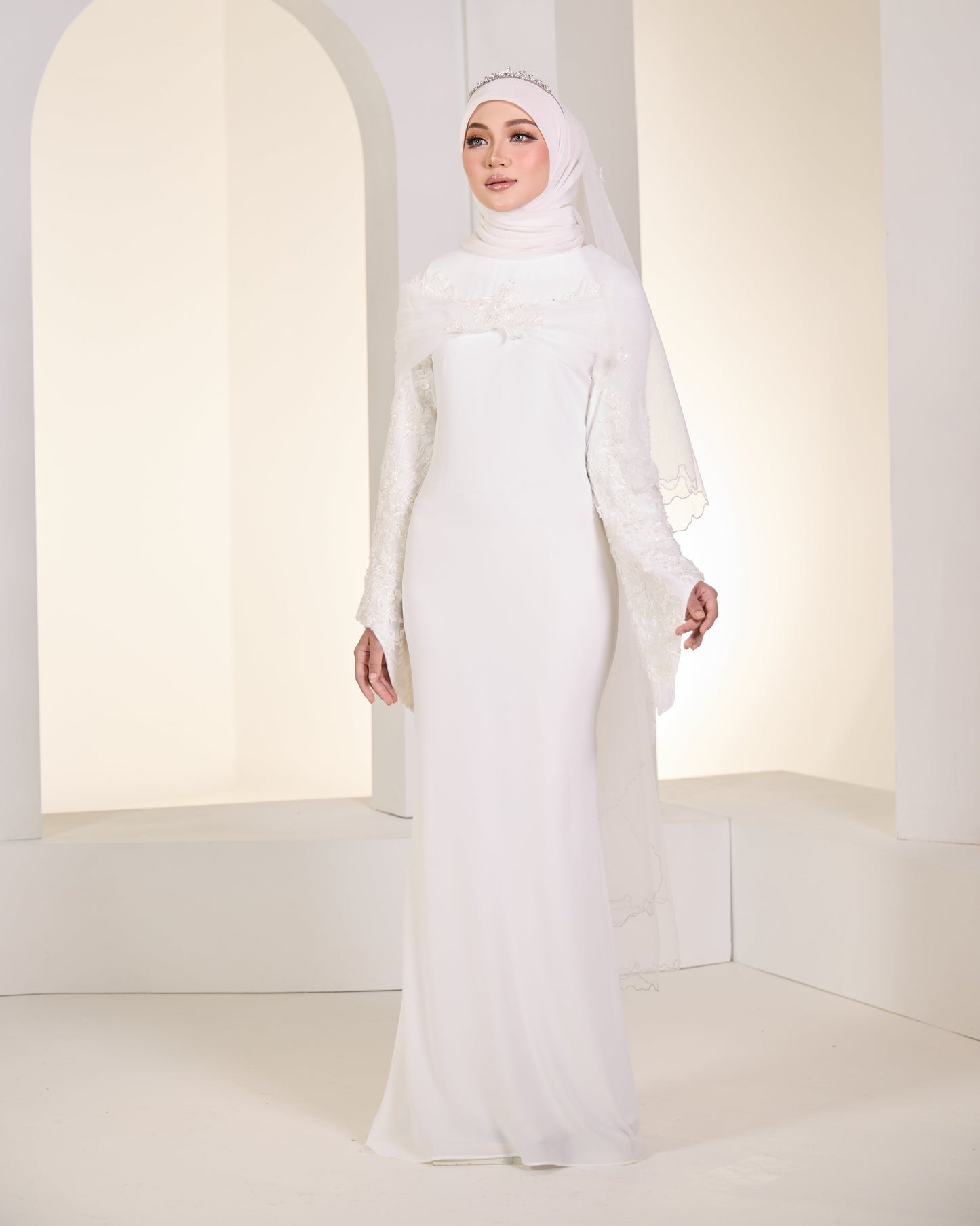 MINOR DEFECT DARLENE DRESS (OFF WHITE)