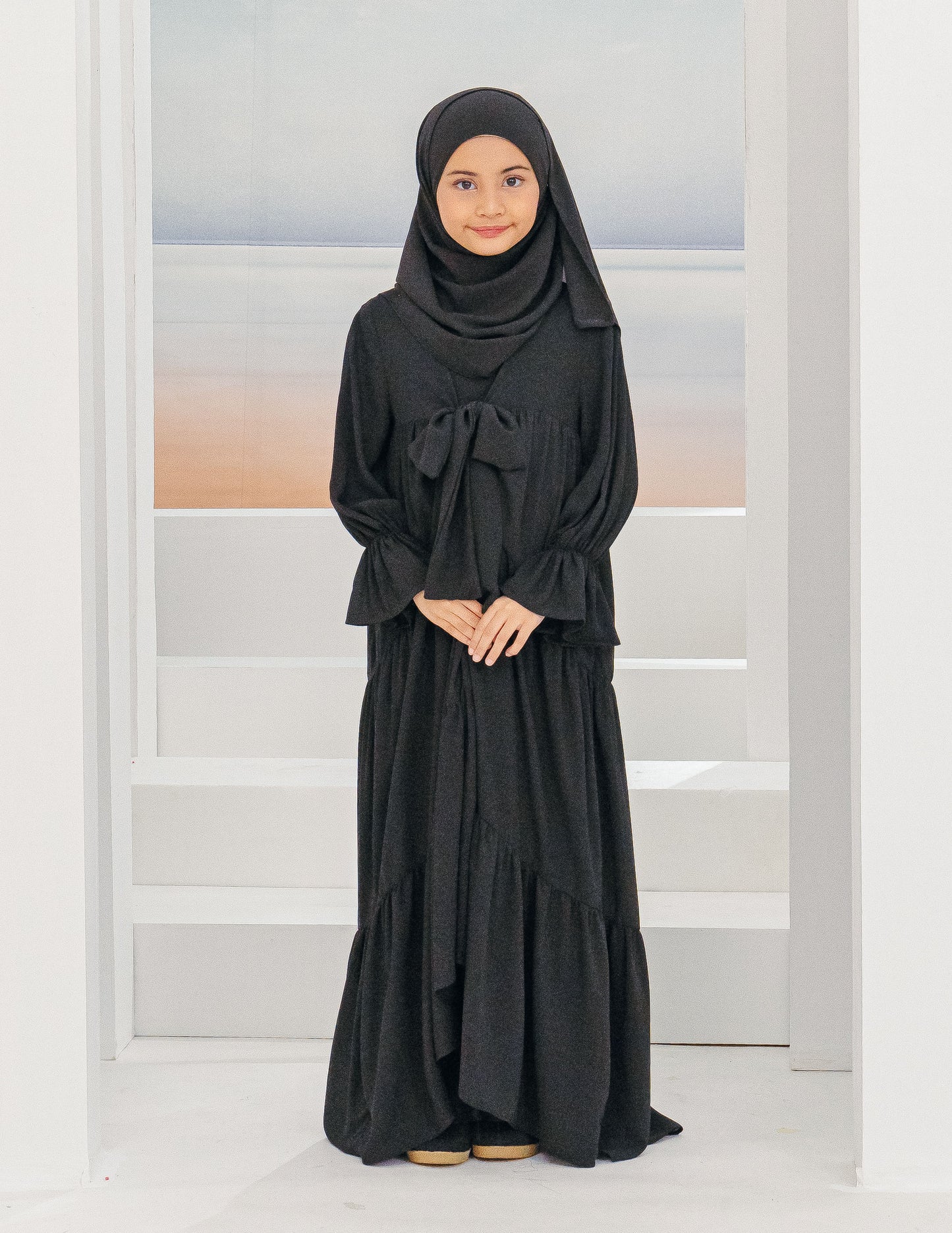 SAFAA ABAYA FOR KIDS (BLACK)