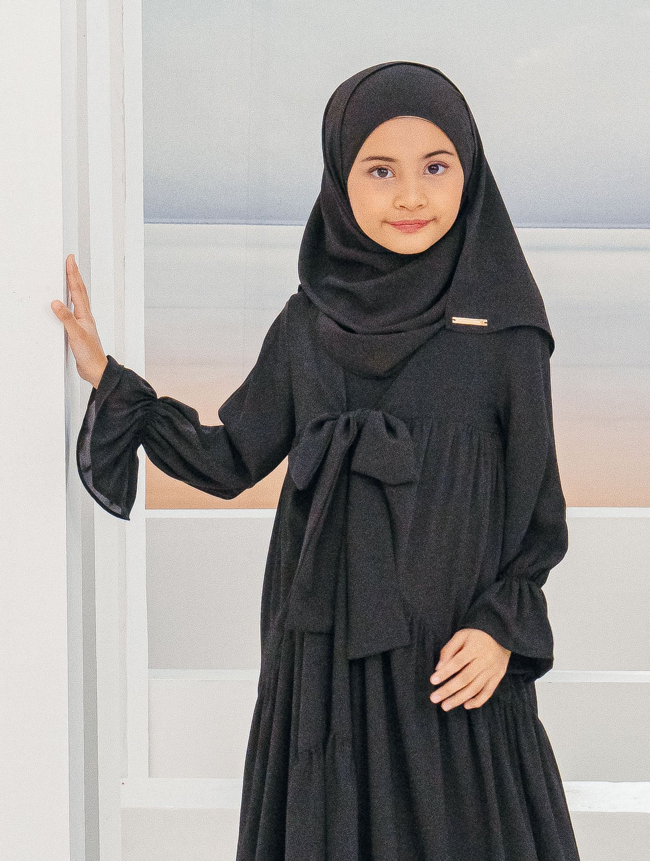 SAFAA ABAYA FOR KIDS (BLACK)