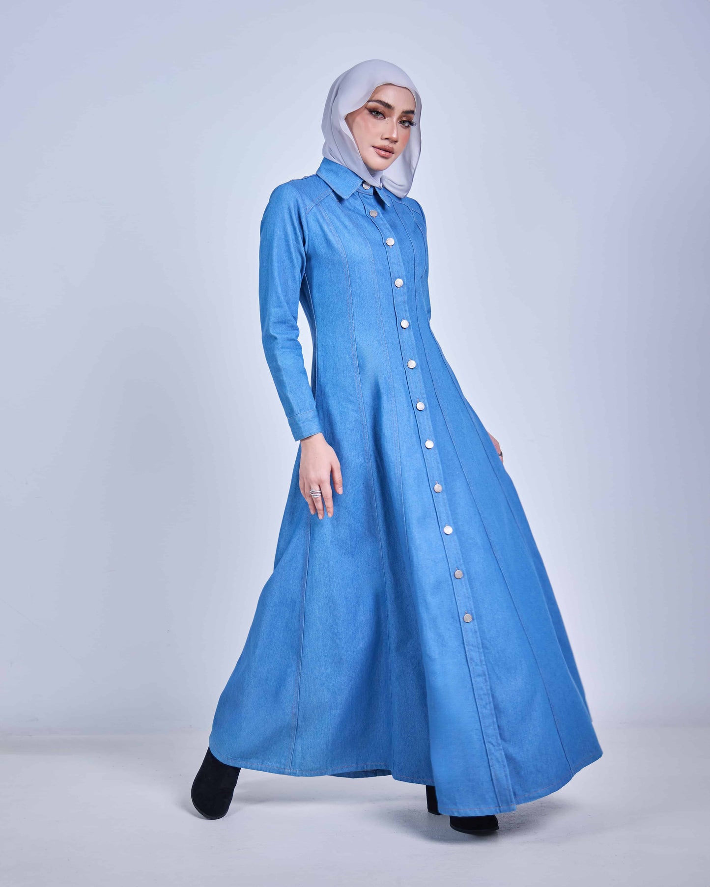 NOVA DENIM BUTTON DRESS (LIGHT BLUE)
