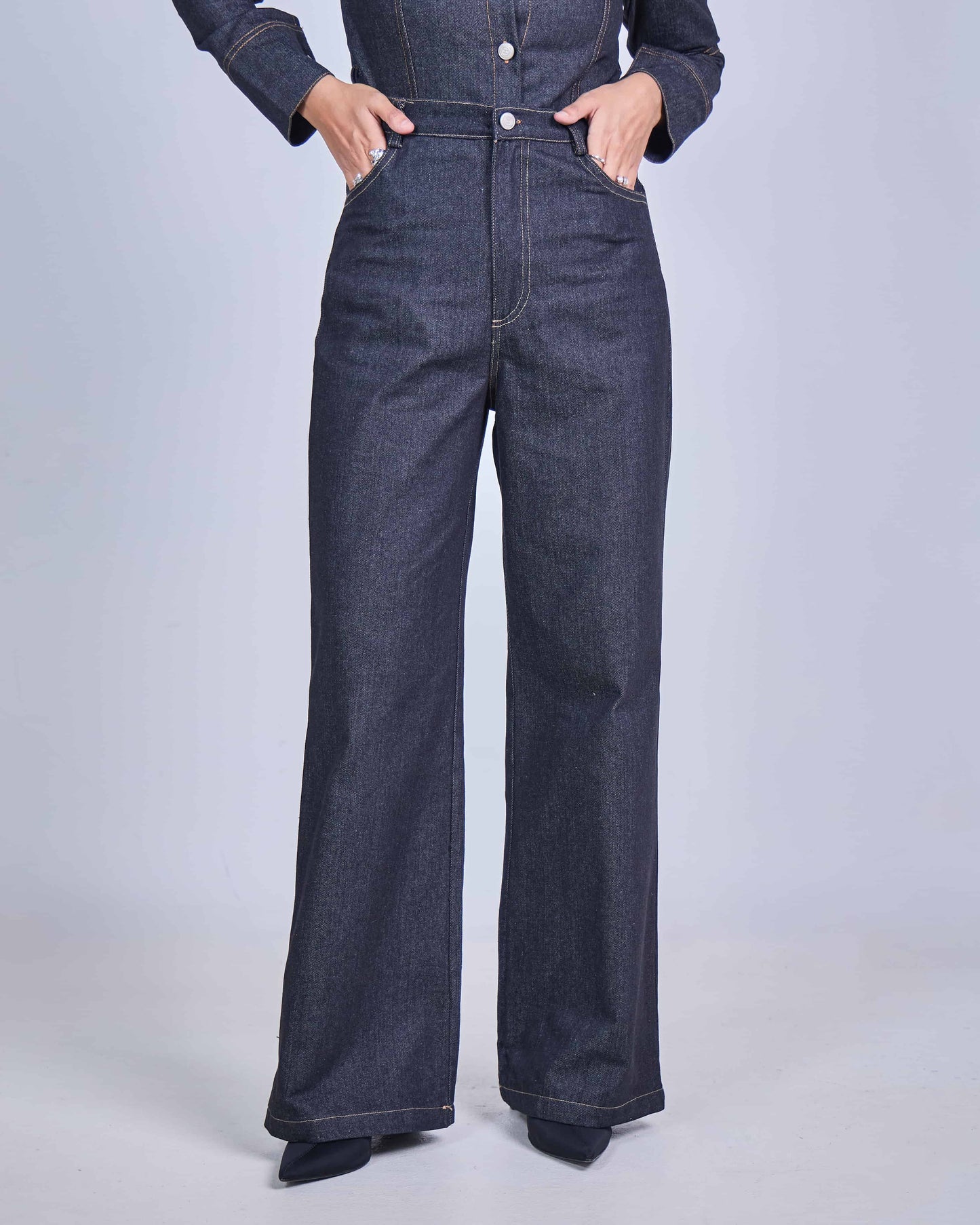 TIANA HIGH-WAIST DENIM PANTS (BLACK)