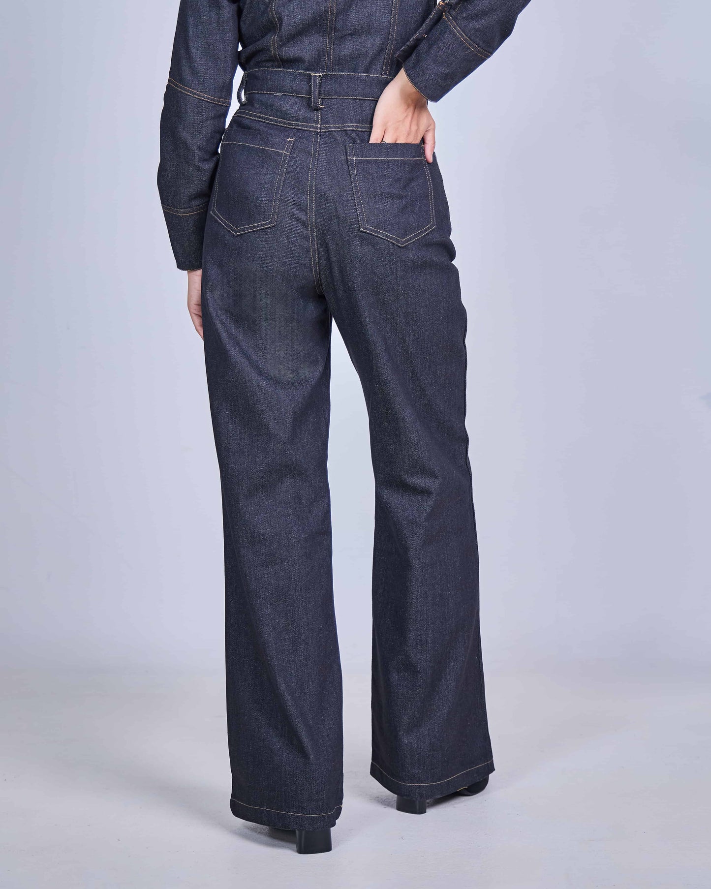 TIANA HIGH-WAIST DENIM PANTS (BLACK)