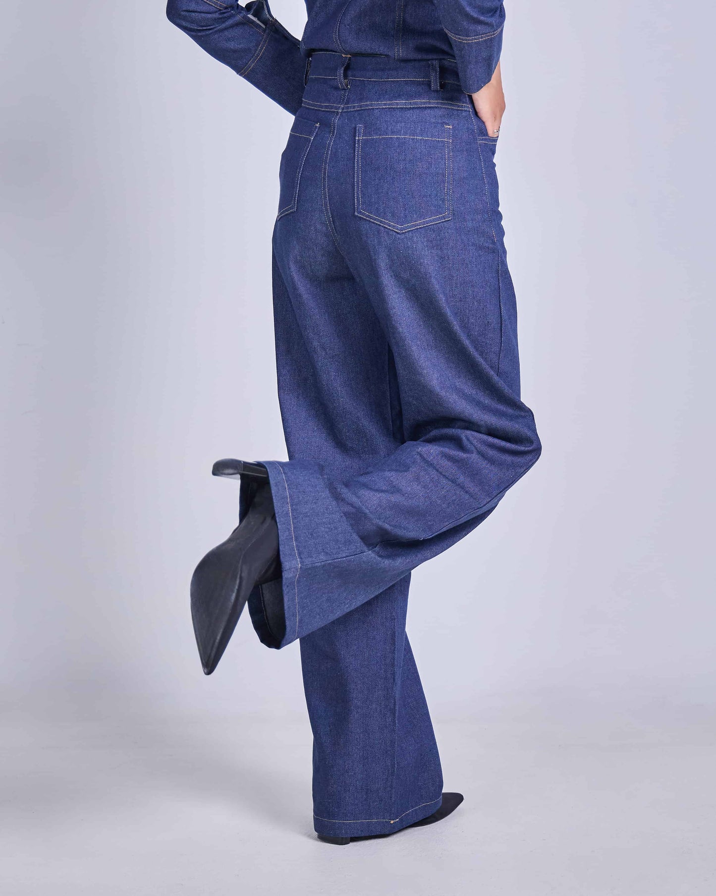 TIANA HIGH-WAIST DENIM PANTS (DARK BLUE)