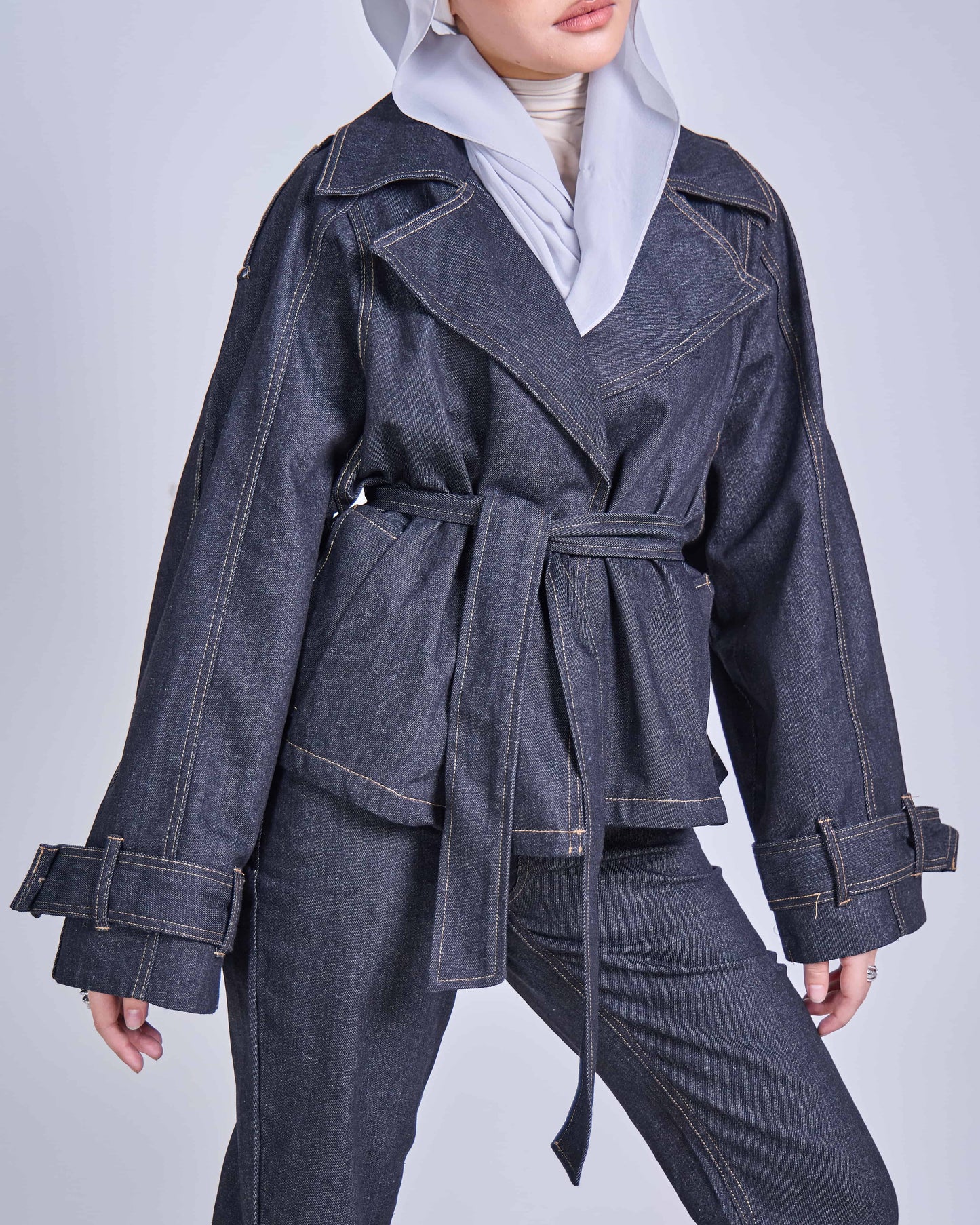 ELLIE DENIM BELTED JACKET (BLACK)