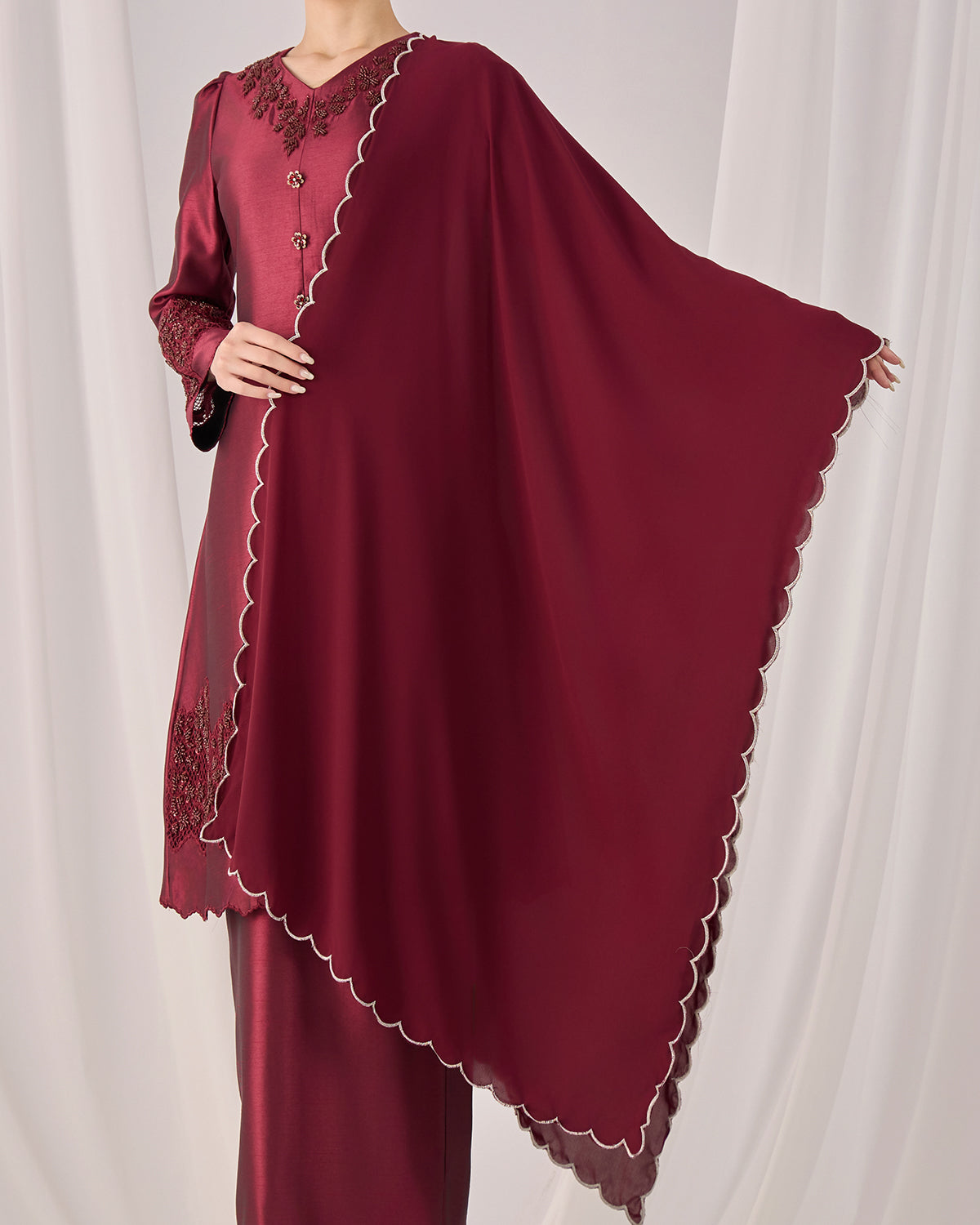 IRINA SELENDANG (BURGUNDY)