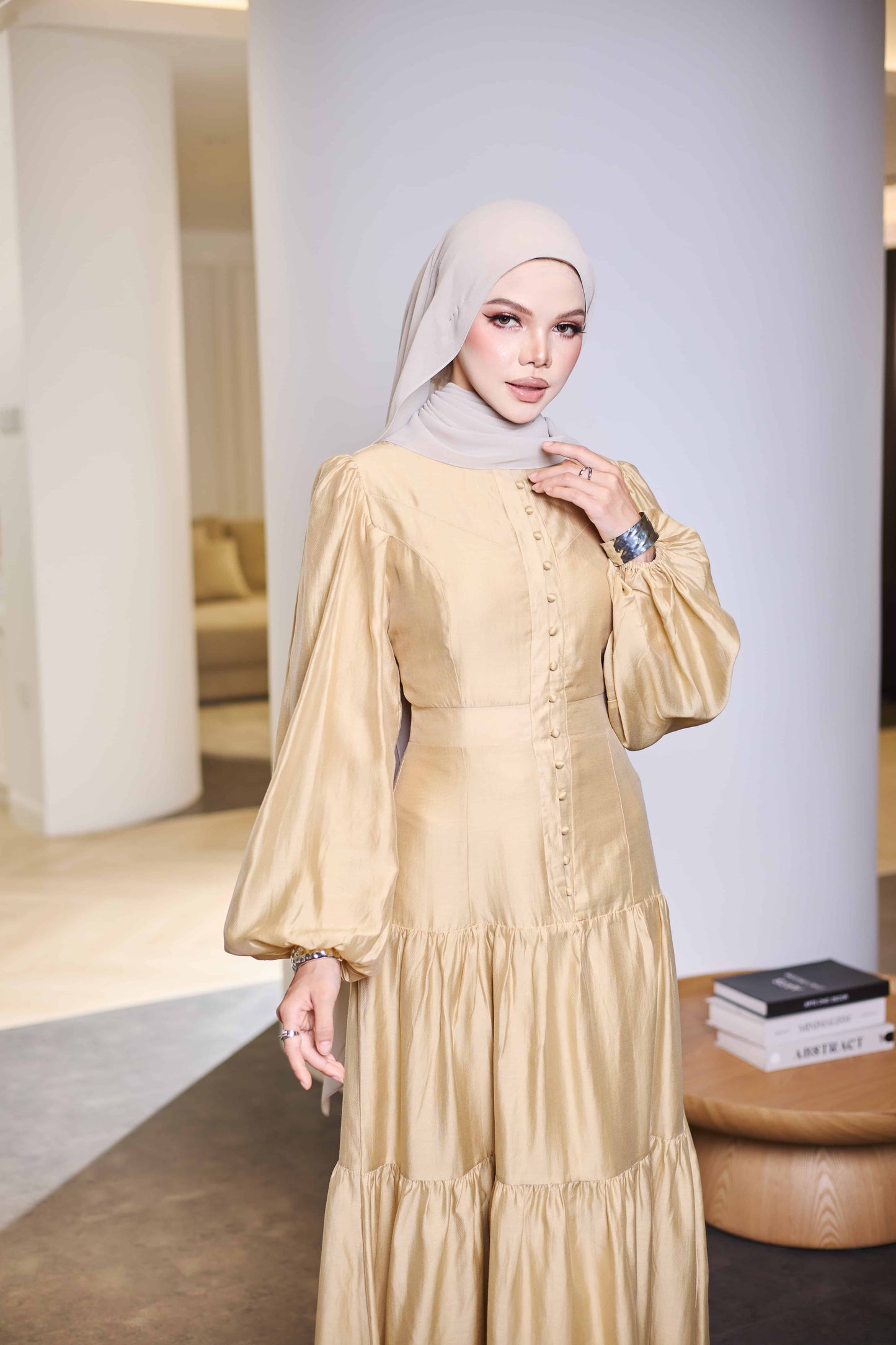 KEYLA BUTTON DRESS (CHAMPAGNE)