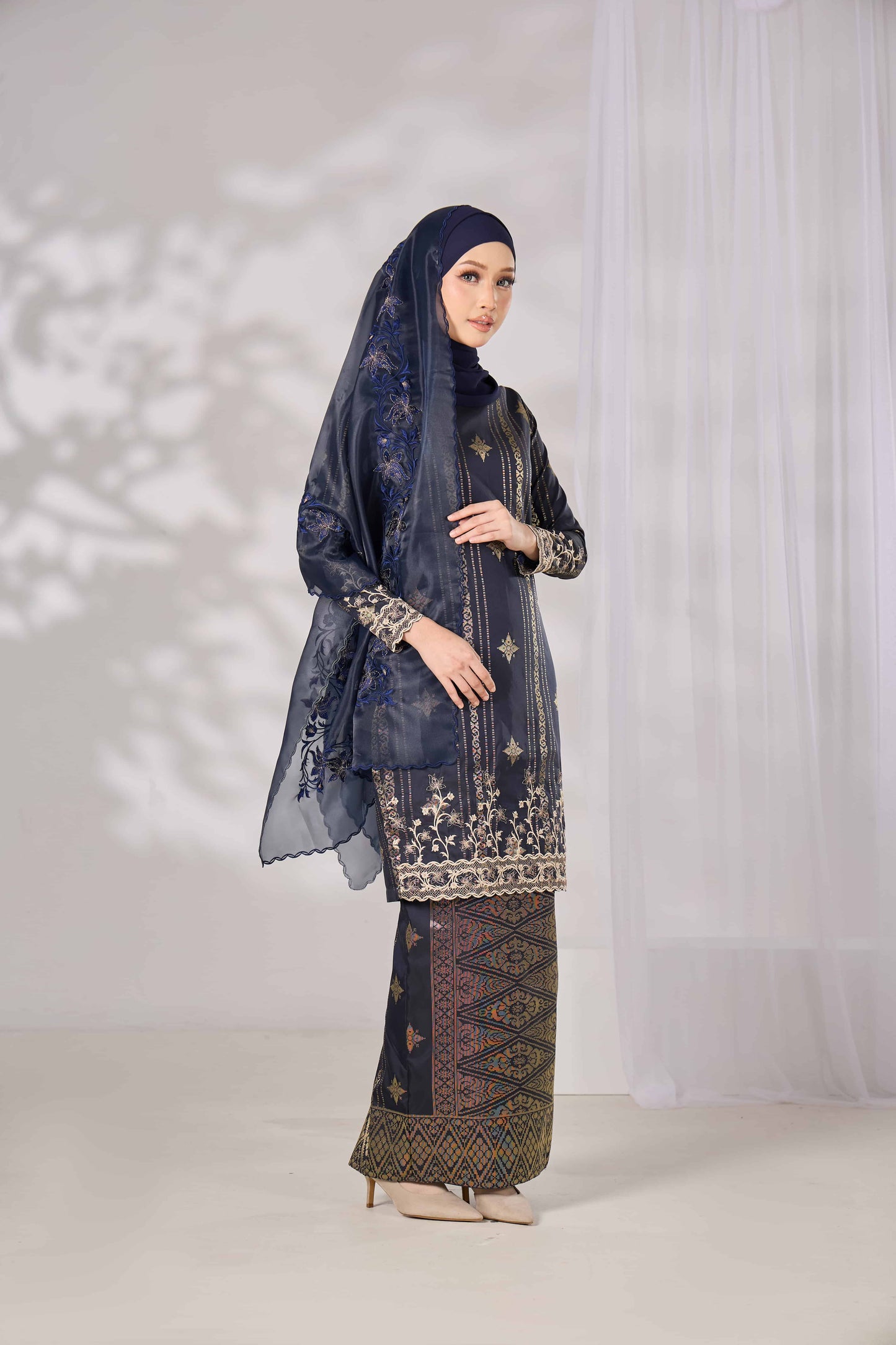 DAHLIA KURUNG (NAVY BLUE)