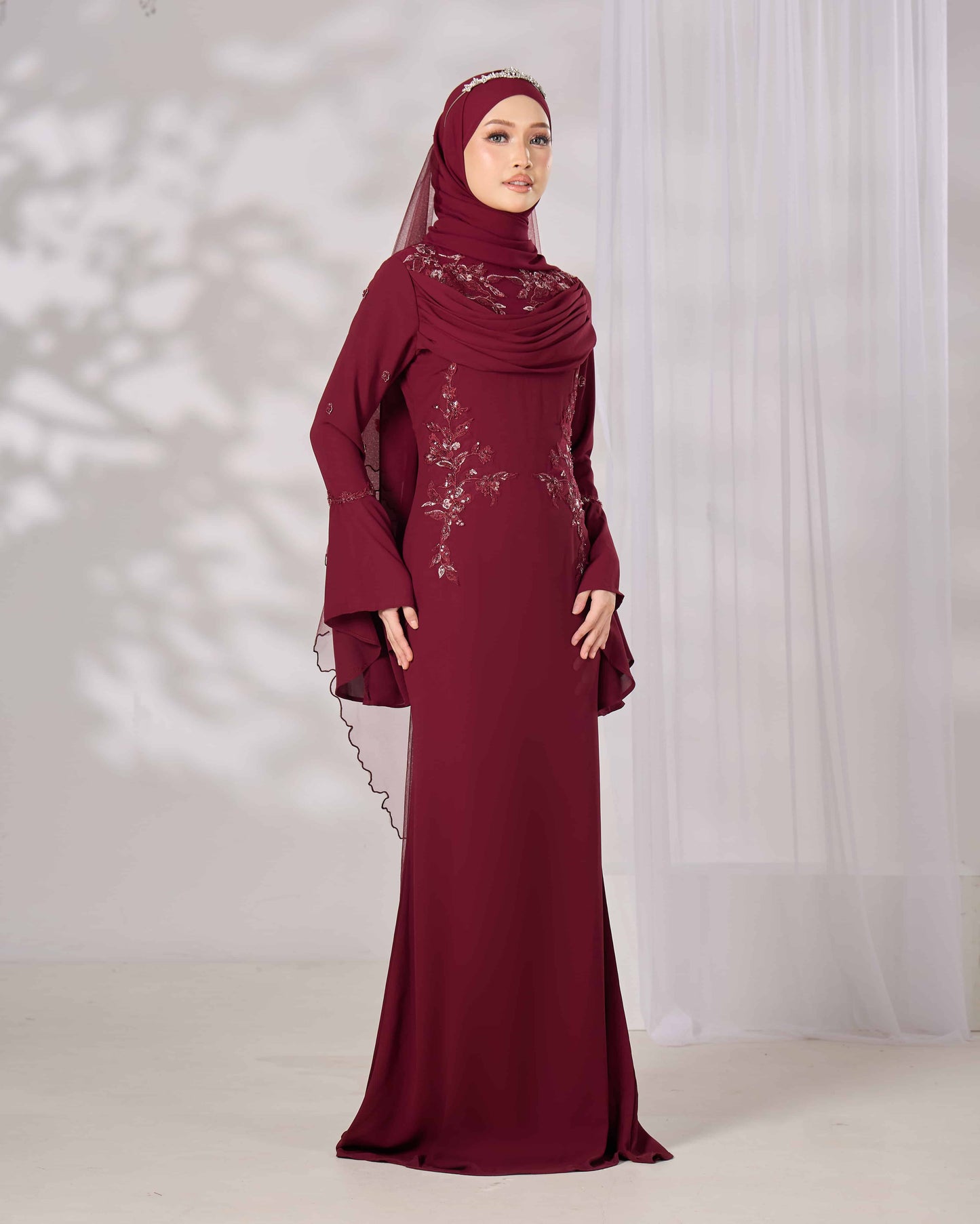 ARISSA DRESS (BURGUNDY)