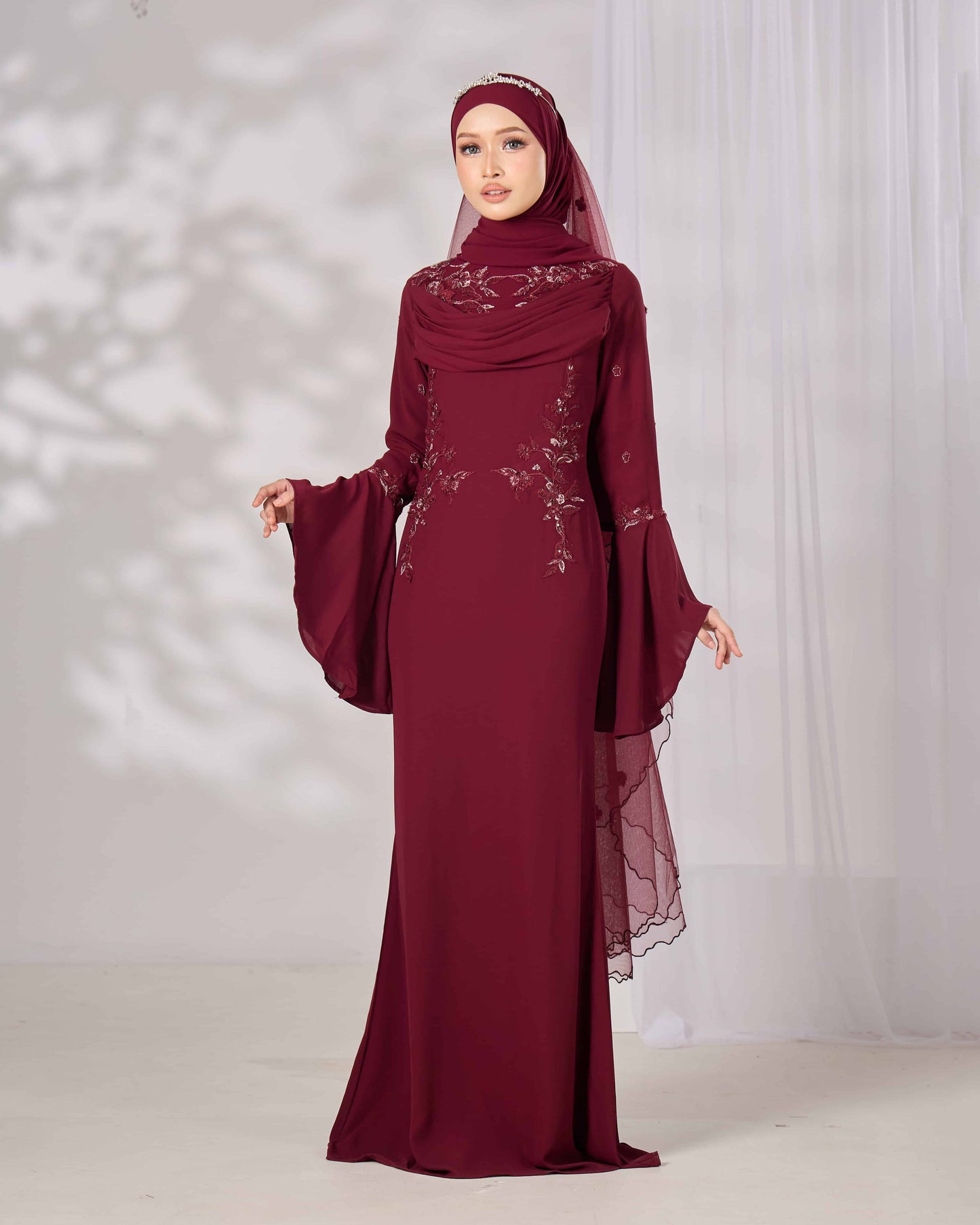 ARISSA DRESS (BURGUNDY)