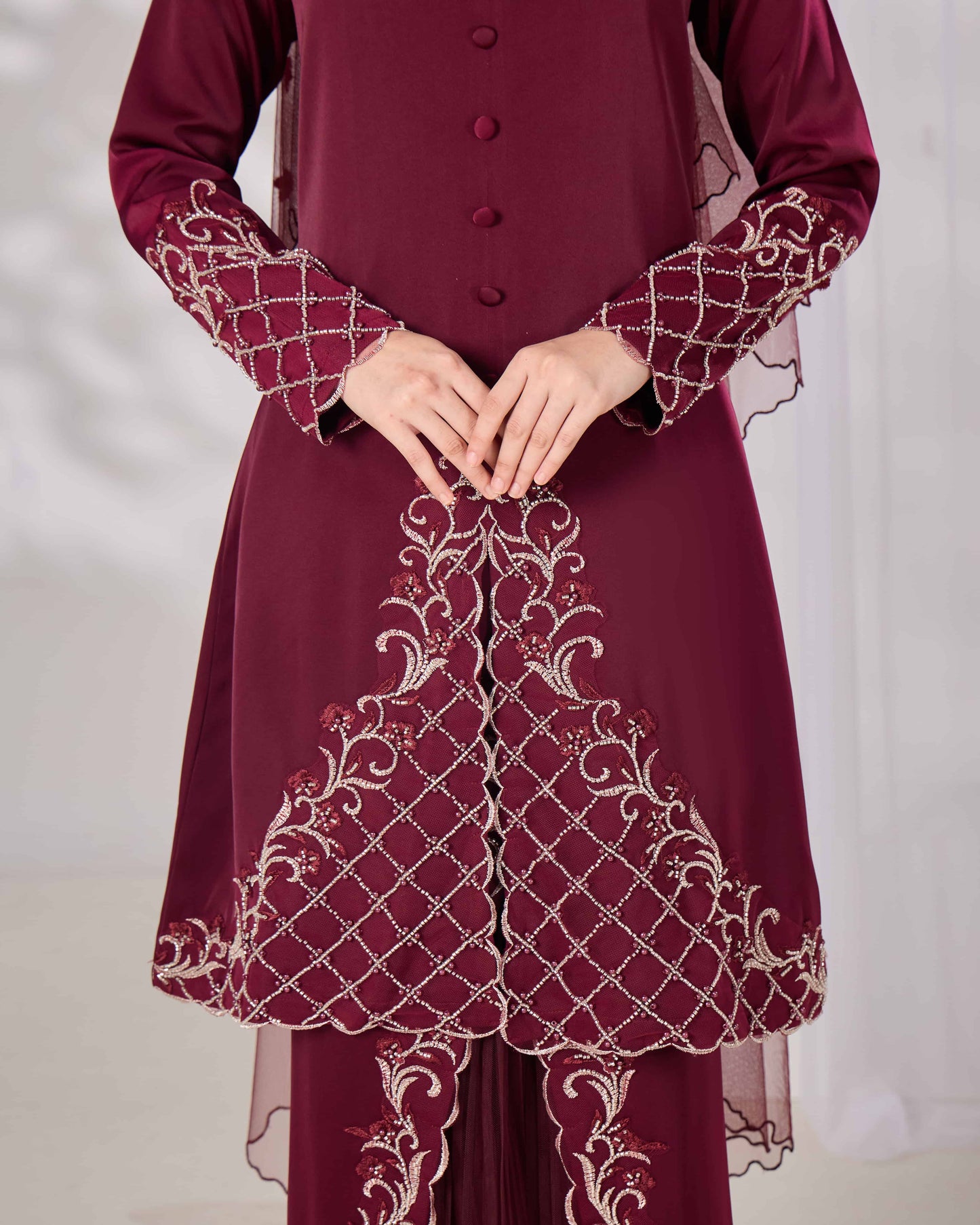 CEMPAKA KURUNG (BURGUNDY)