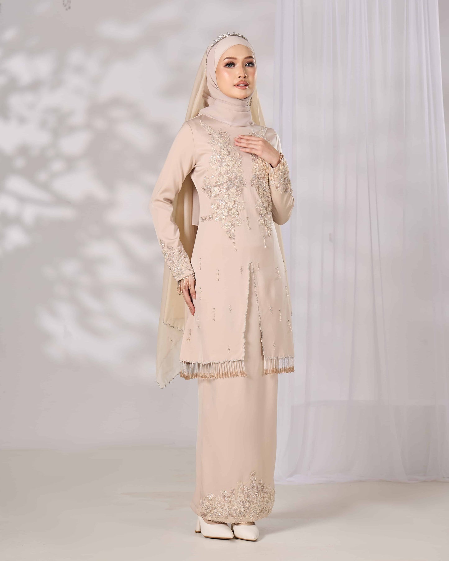 MAHIRA KURUNG (CHAMPAGNE)
