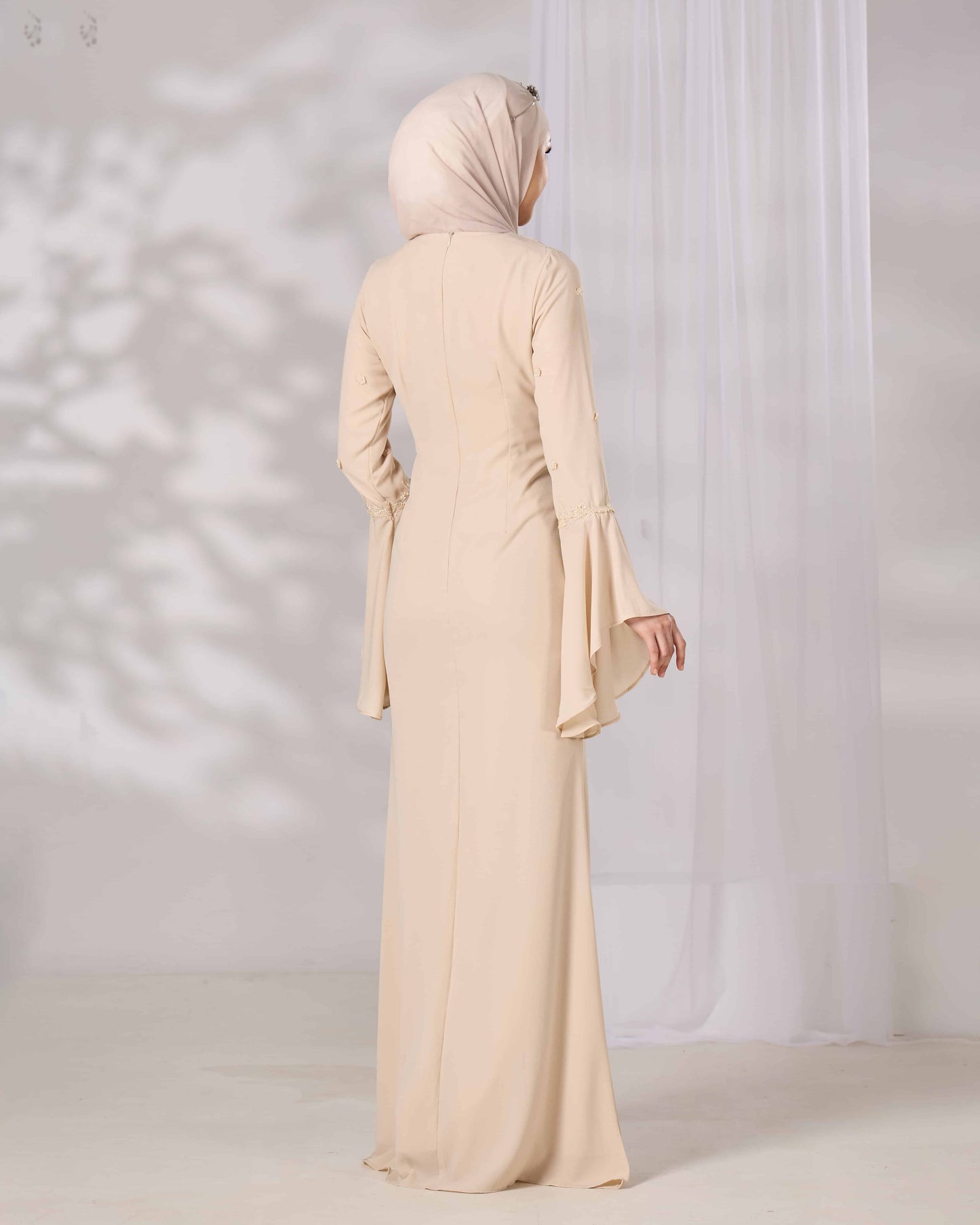 ARISSA DRESS (CHAMPAGNE)