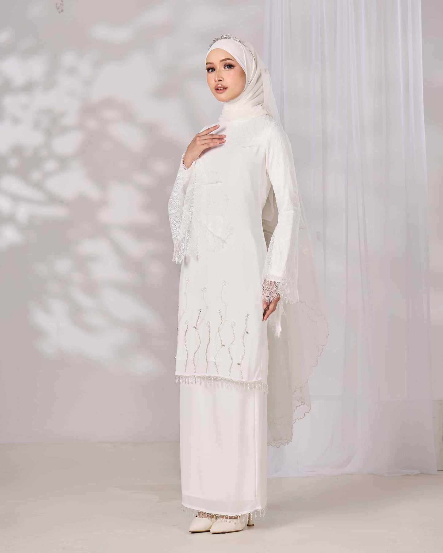 HELIANA KURUNG (OFF WHITE)