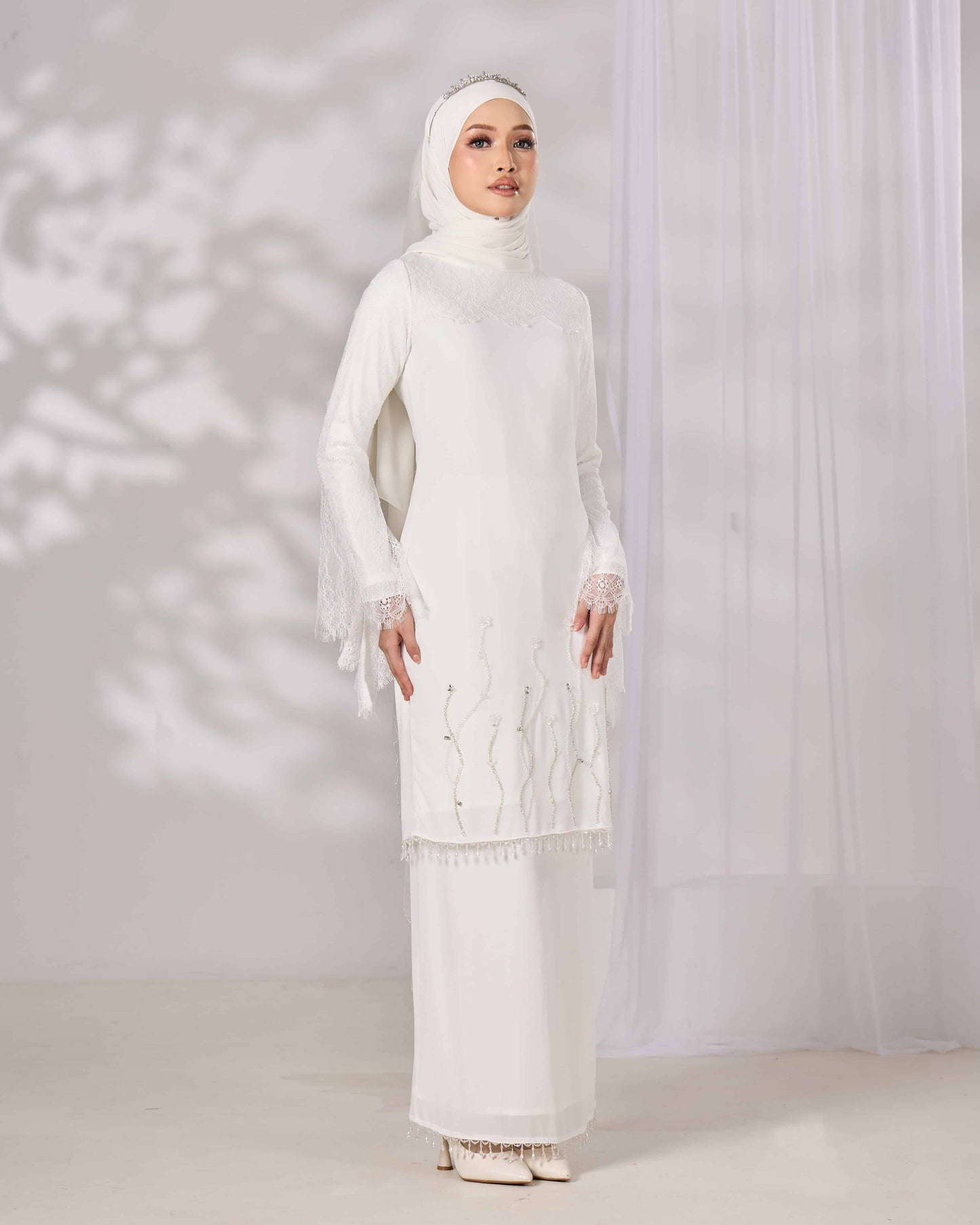 HELIANA KURUNG (OFF WHITE)