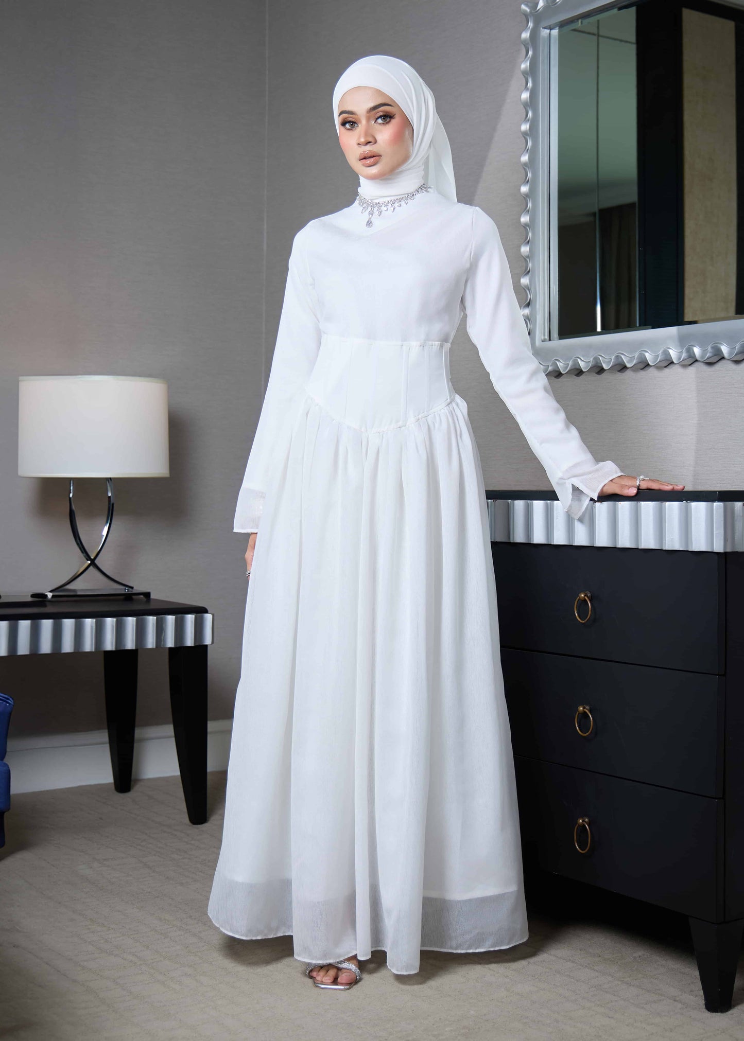 ELSA DRESS (OFF WHITE)