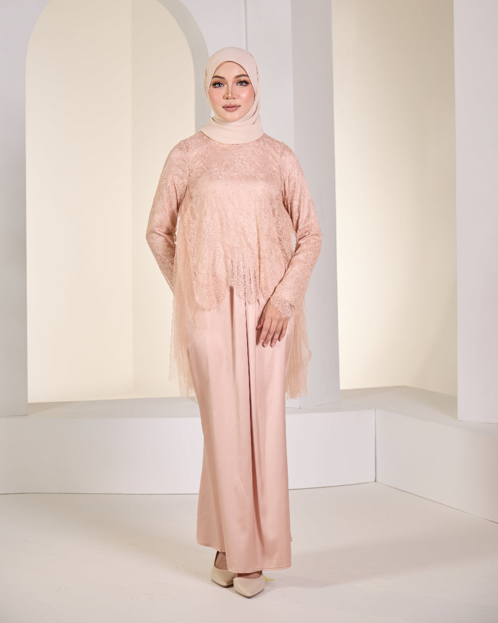 GLENDA DRESS (CHAMPAGNE)