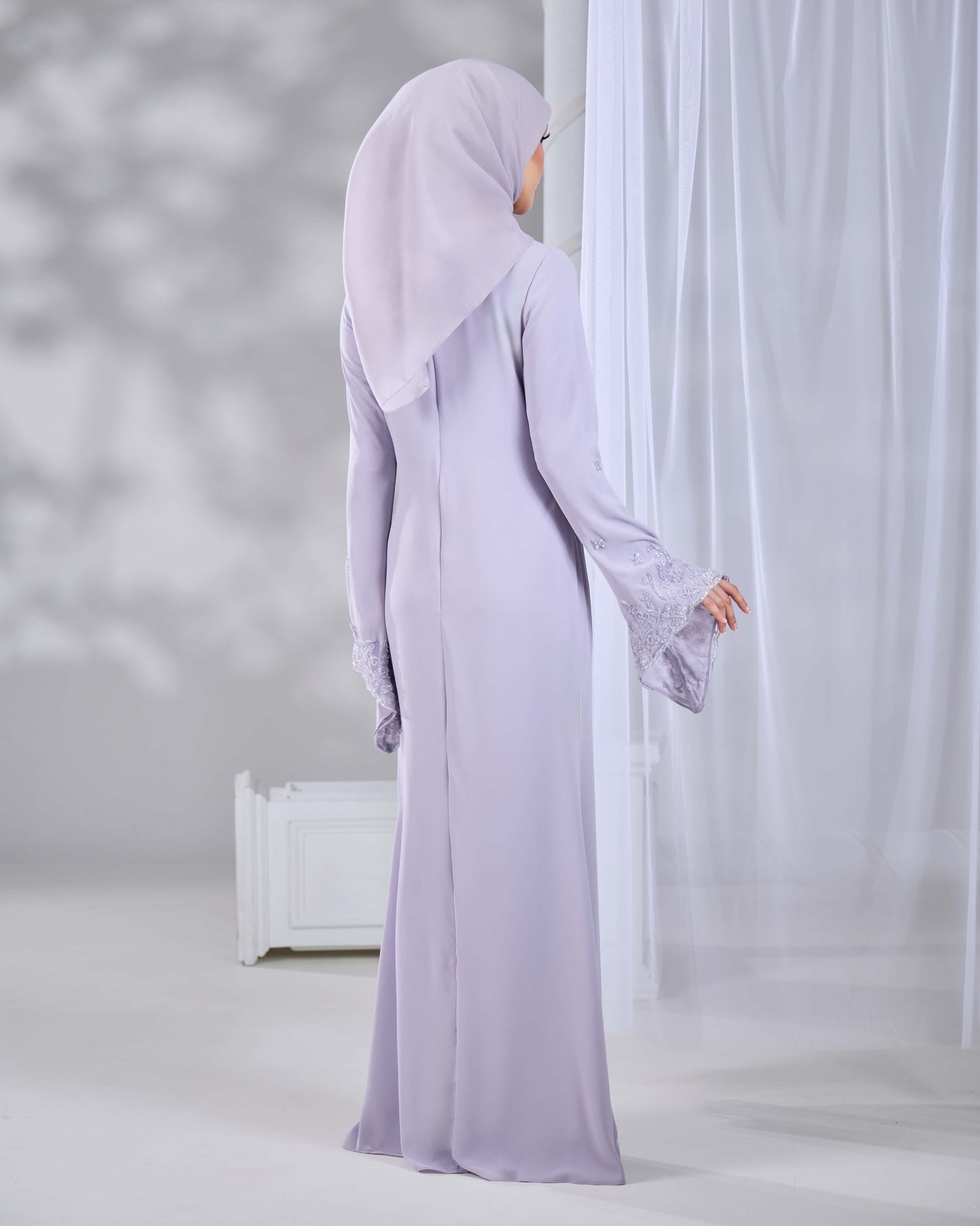 MMINOR DEFECT LARNIA DRESS (MAUVE)
