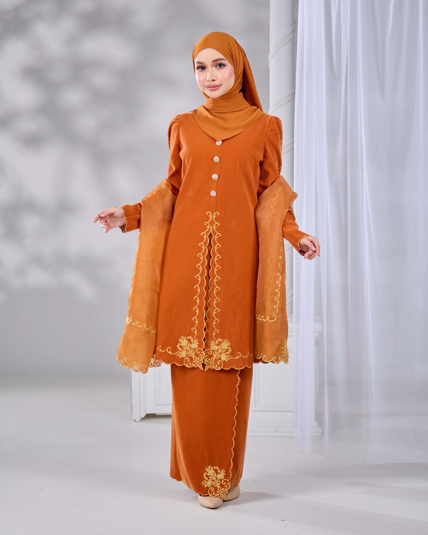 MINOR DEFECT NAIFAH KEBAYA (BRICK ORANGE)