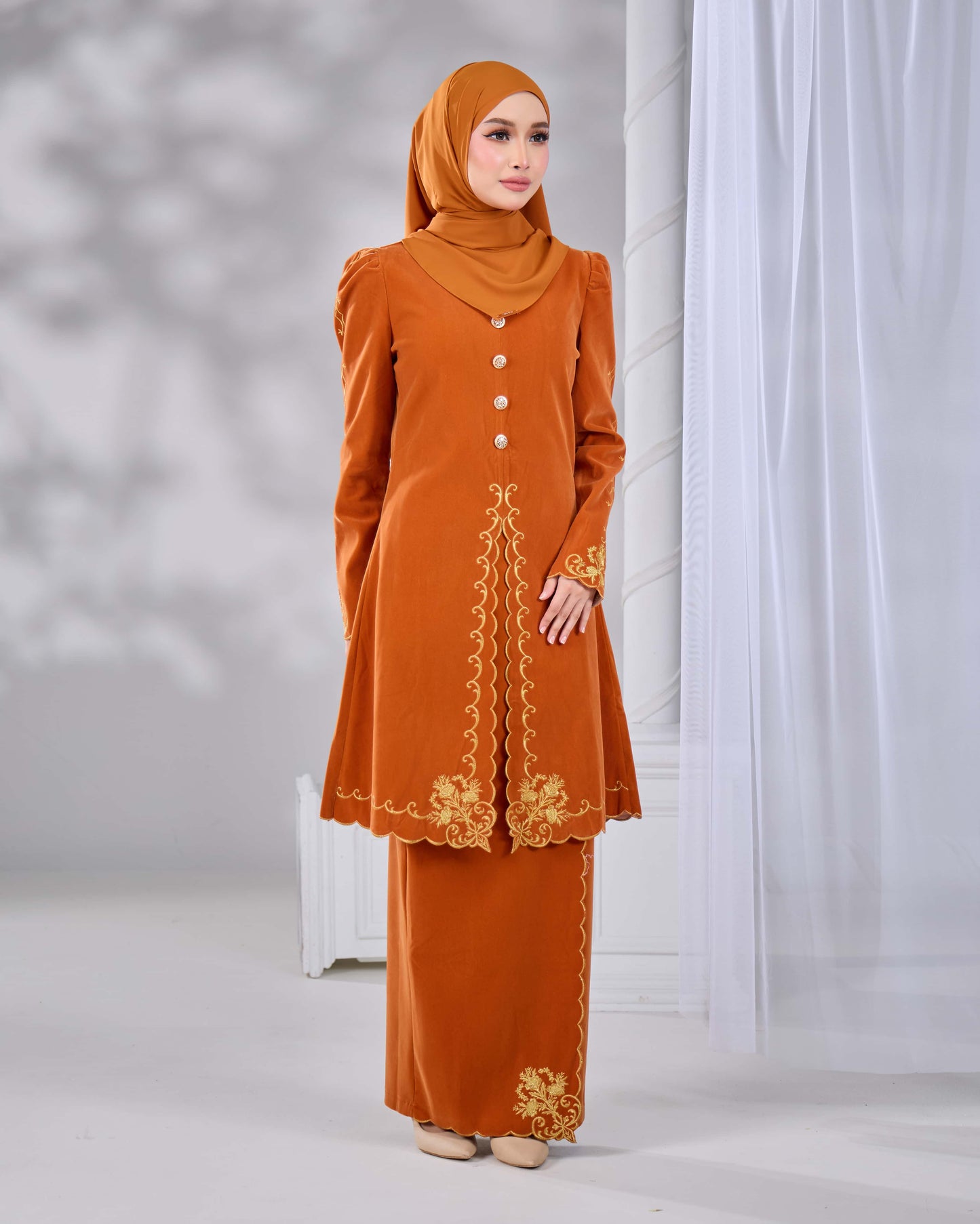 NAIFAH KEBAYA (BRICK ORANGE)
