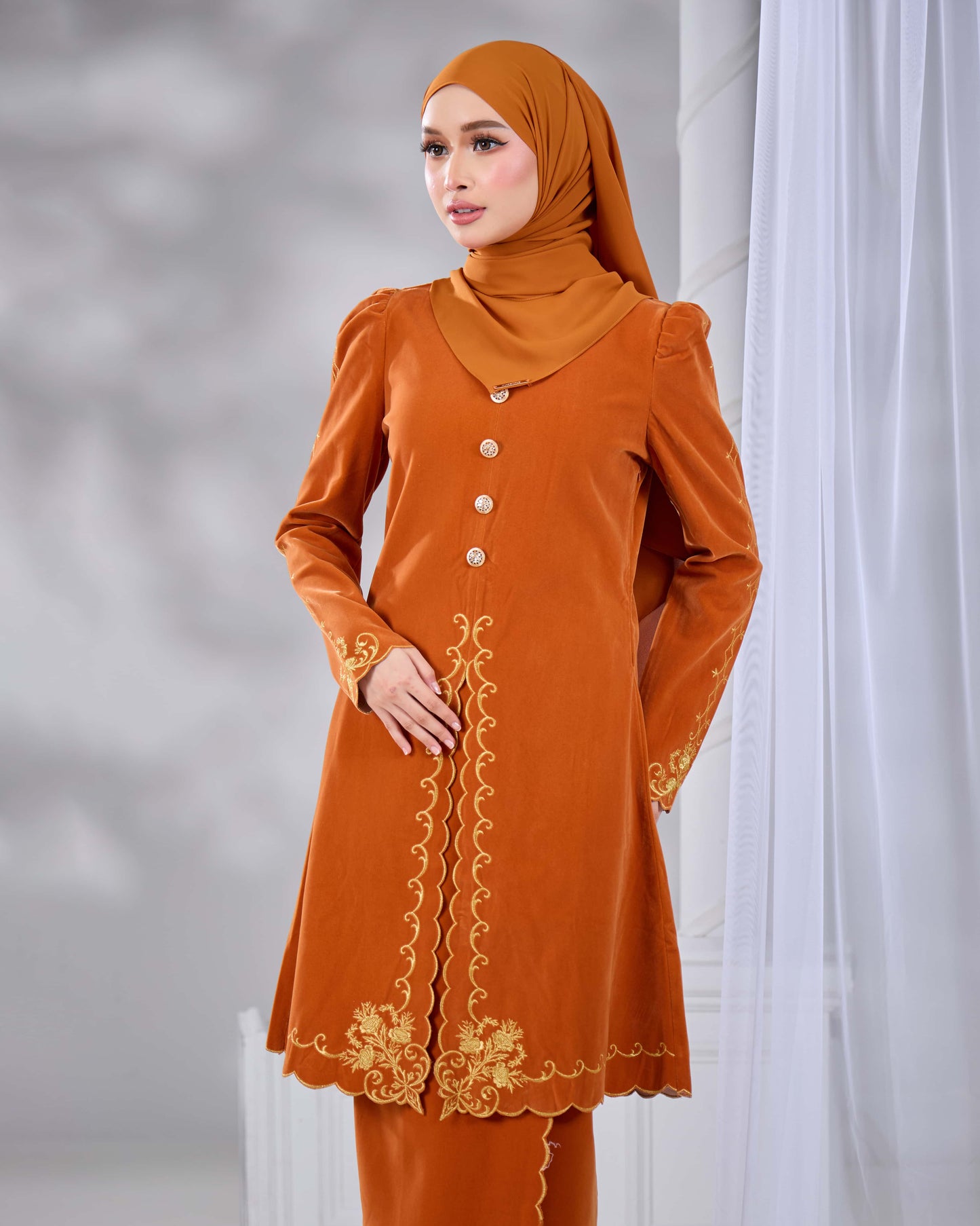 NAIFAH KEBAYA (BRICK ORANGE)