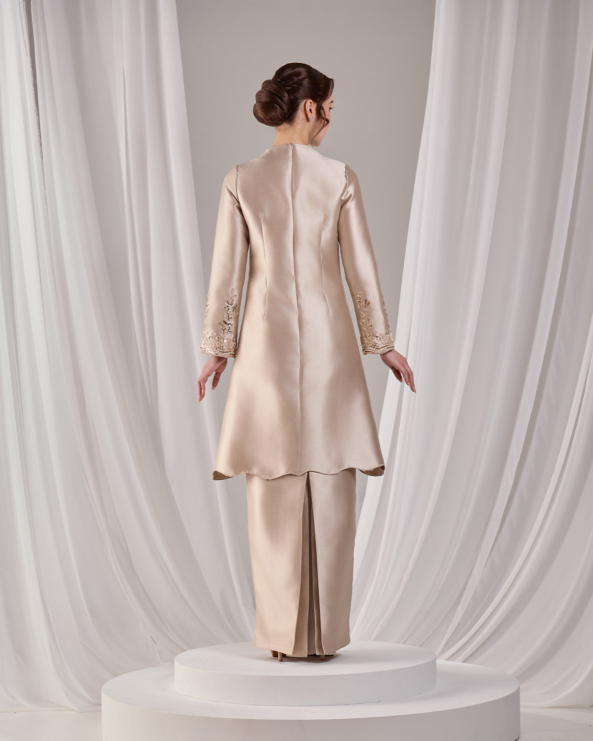 MINOR DEFECT NIARA KURUNG (CHAMPAGNE)