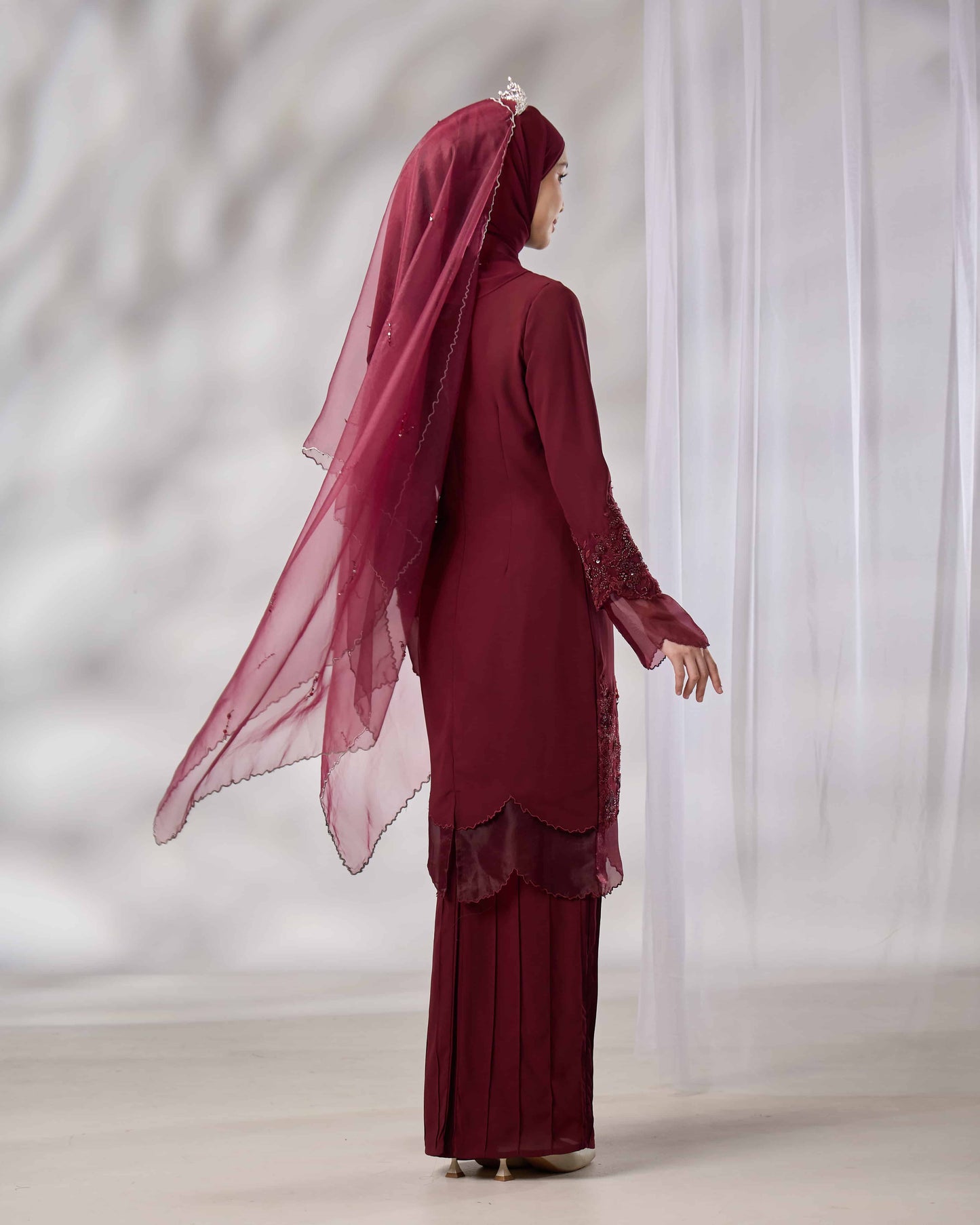 MINOR DEFECT DARIYA BRIDE KURUNG (BURGUNDY)