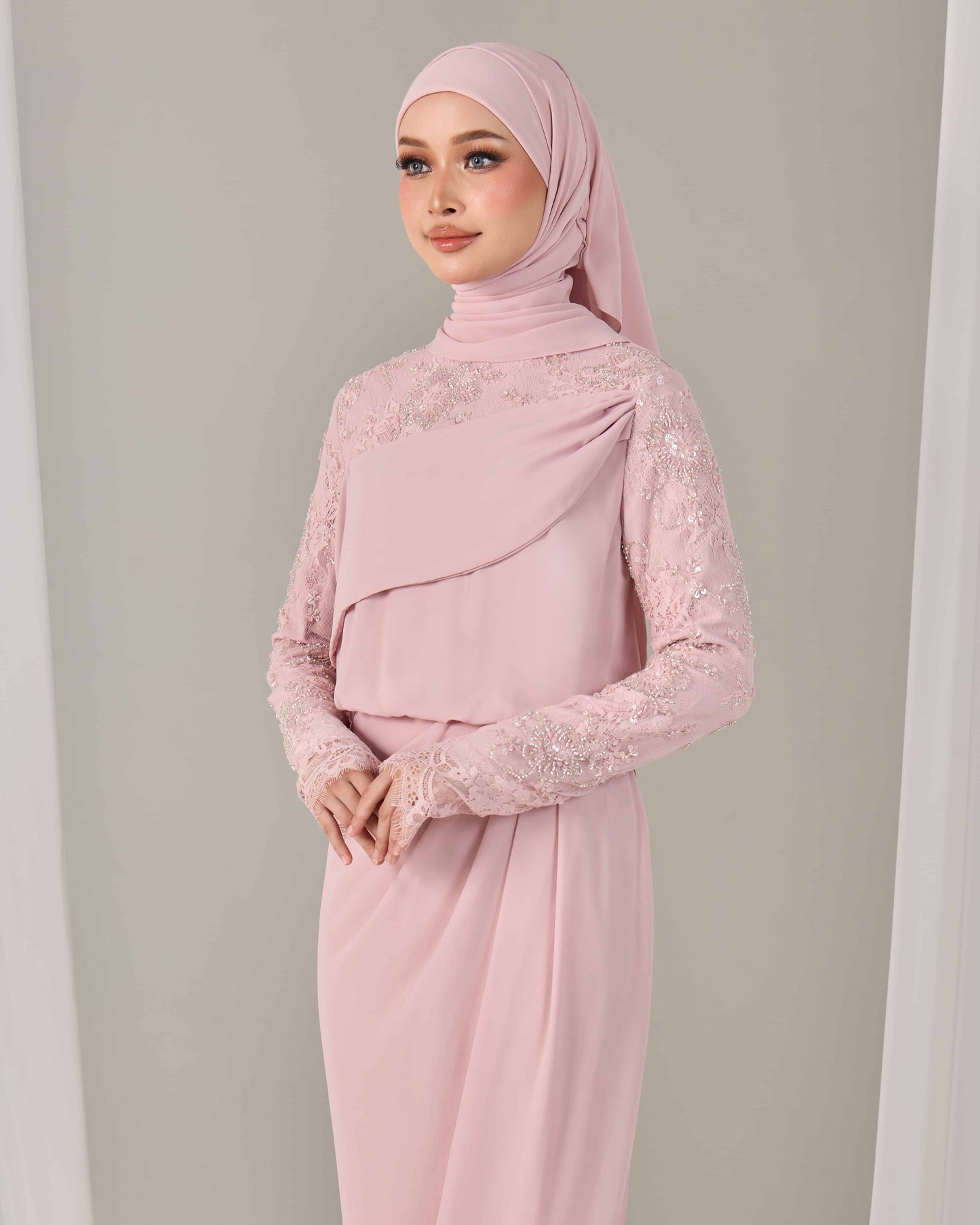 EMERY DRESS (PINK)