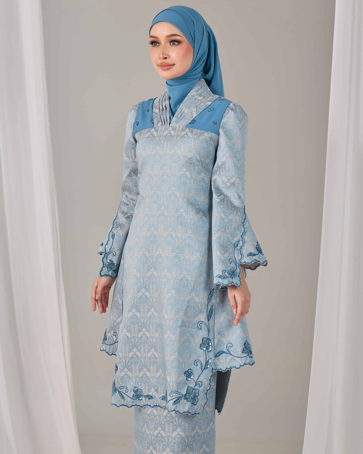 AMANDA KURUNG (DIAMOND BLUE)