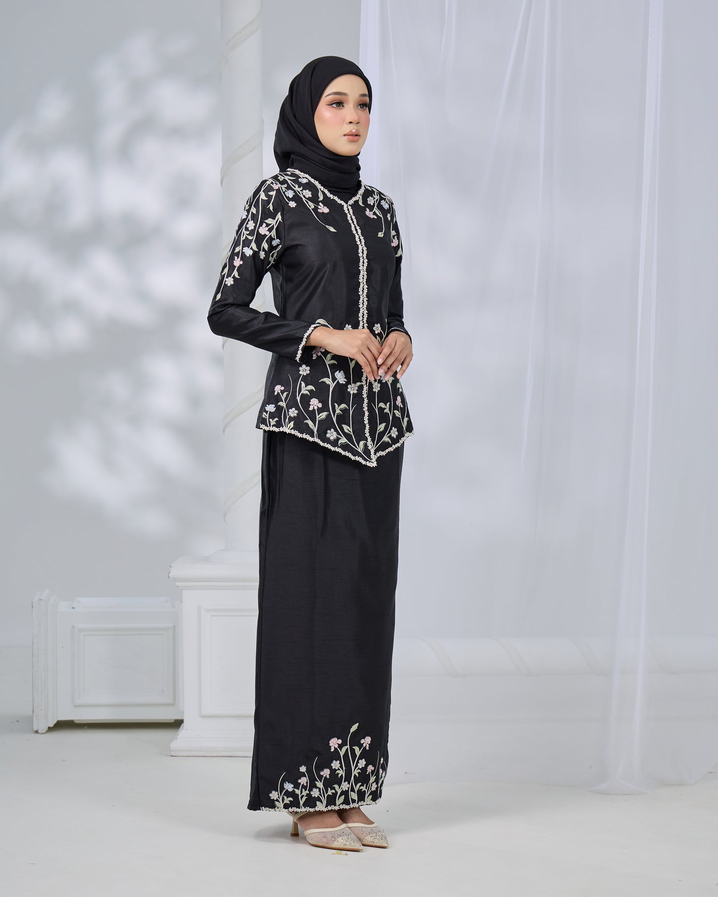 RENAYA MINI KURUNG (BLACK)
