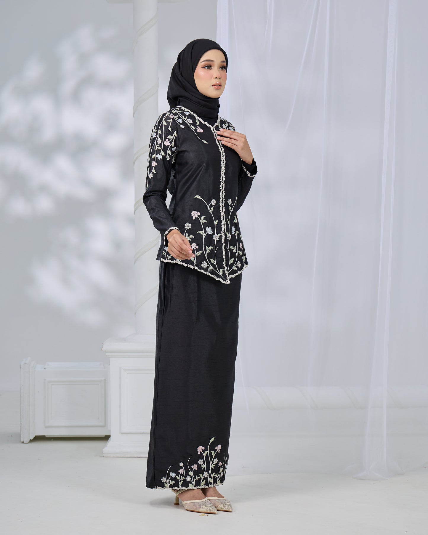 RENAYA MINI KURUNG (BLACK)