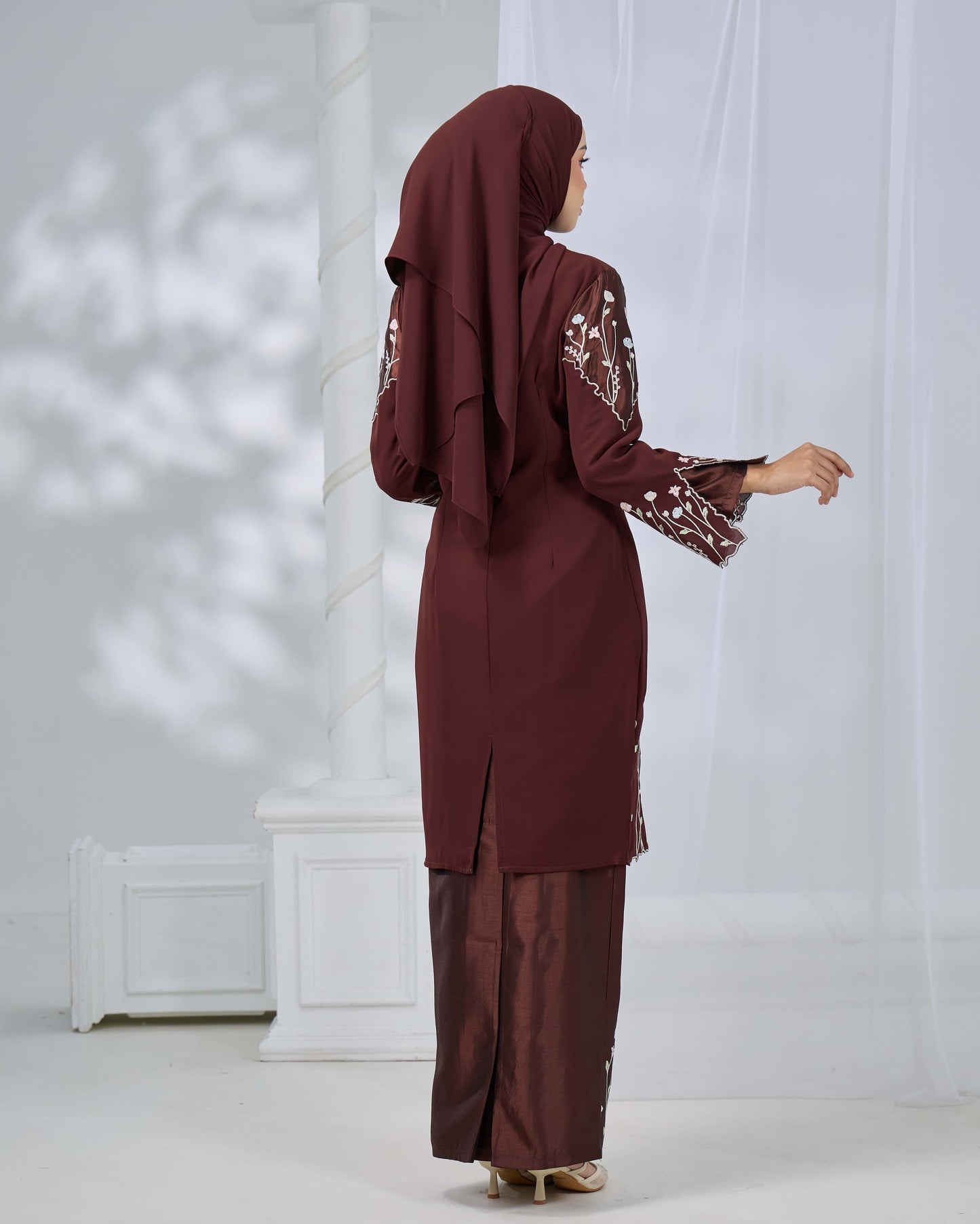 TISYA KURUNG (RICH BROWN)