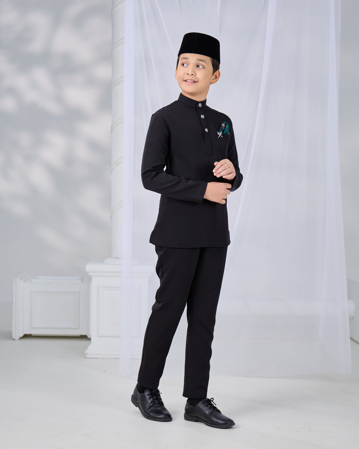 SOULTAN BAJU MELAYU FOR KIDS (BLACK)