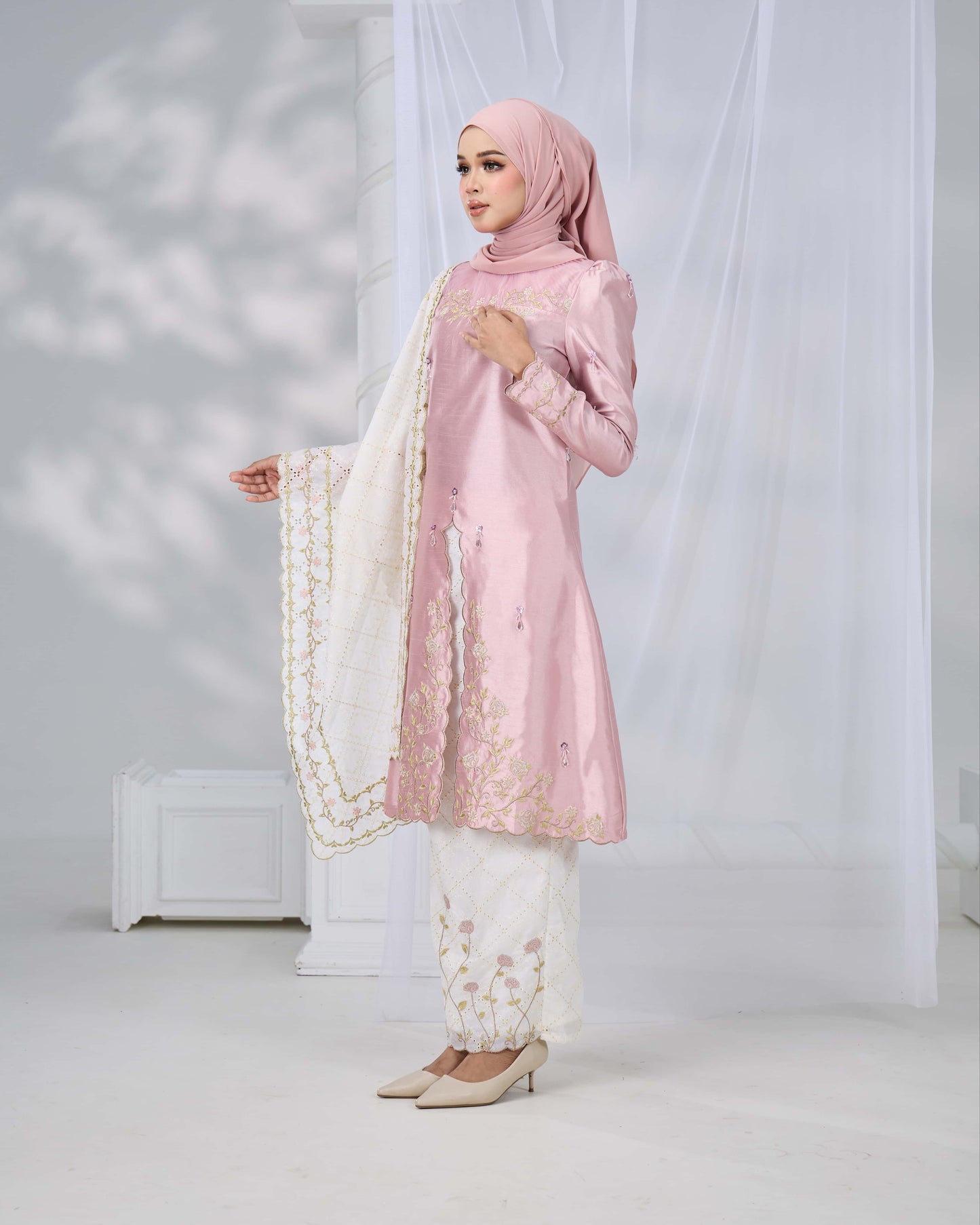 MINOR DEFECT NADRA KURUNG (DUSTY PINK)