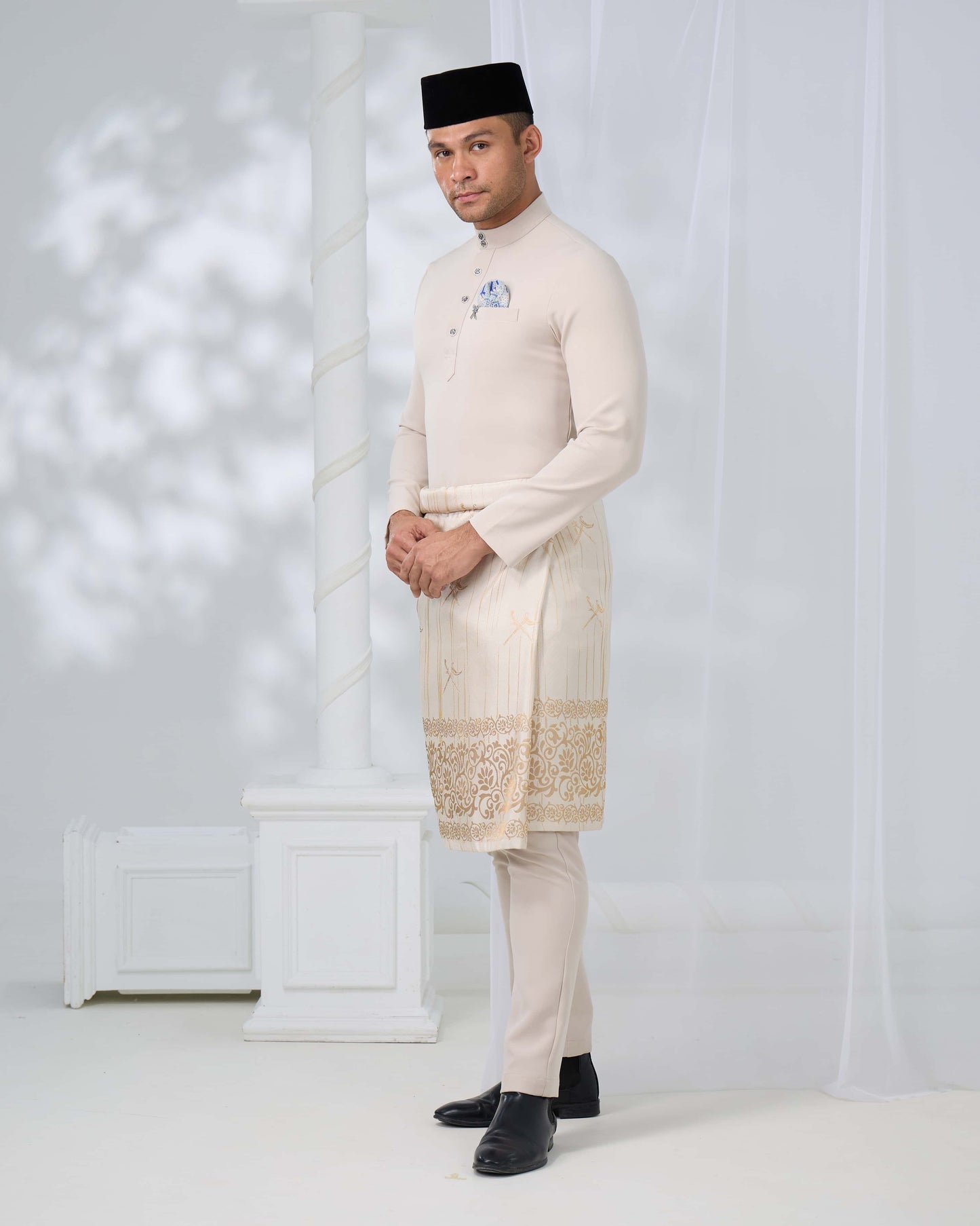 MINOR DEFECT SOULTAN BAJU MELAYU (CHAMPAGNE)