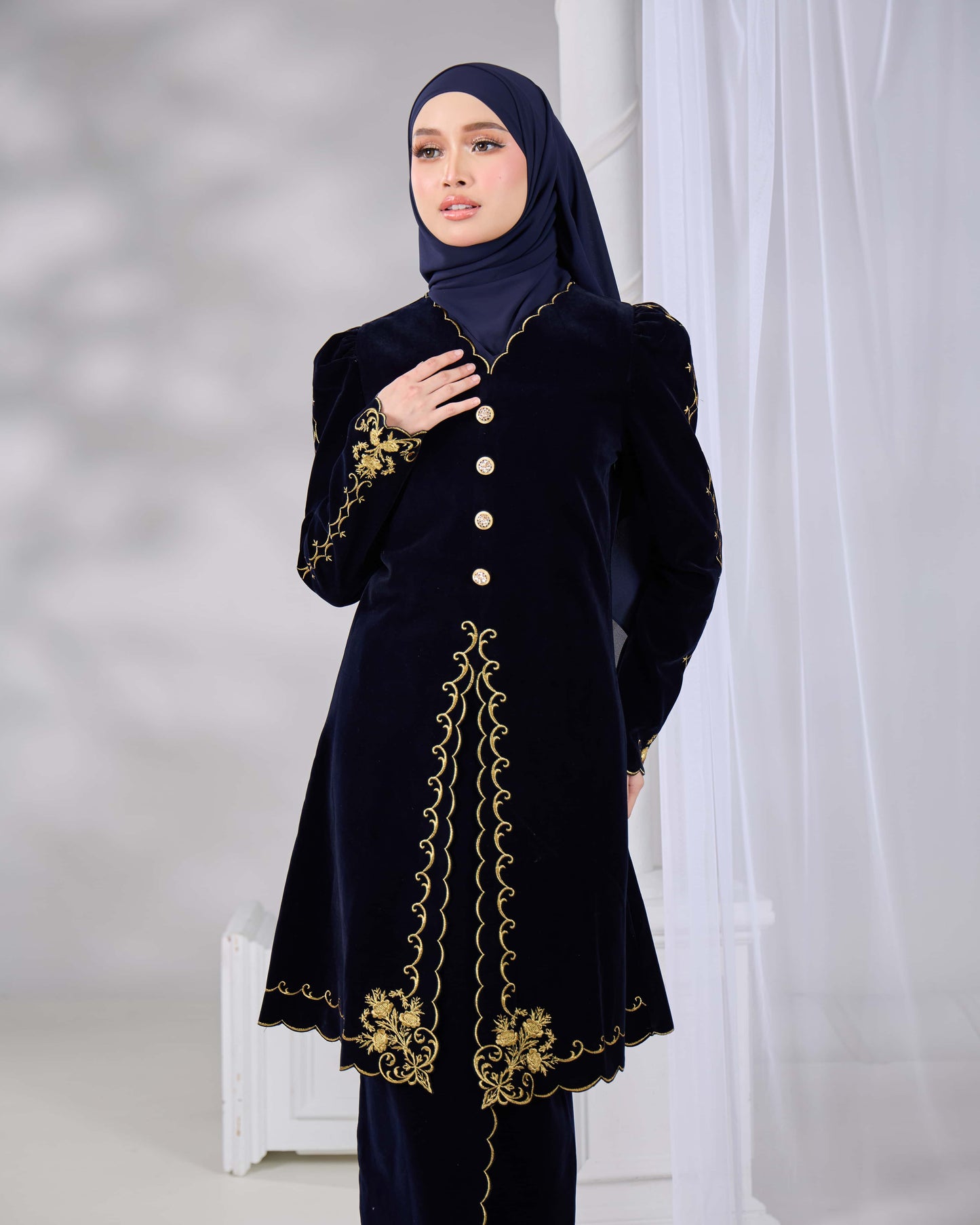 NAIFAH KEBAYA (NAVY BLUE)