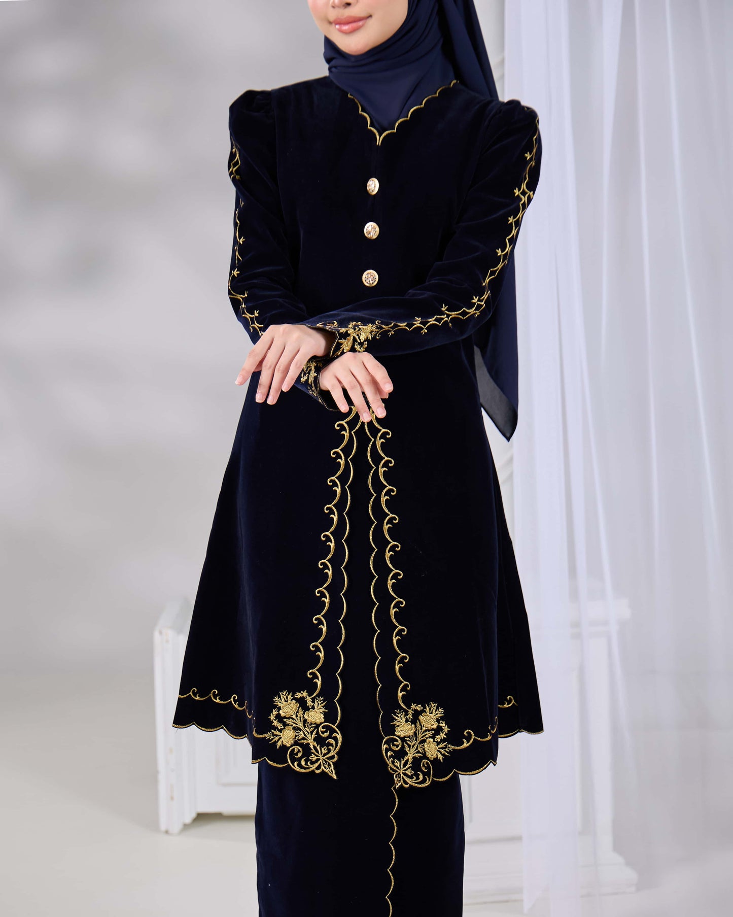 NAIFAH KEBAYA (NAVY BLUE)