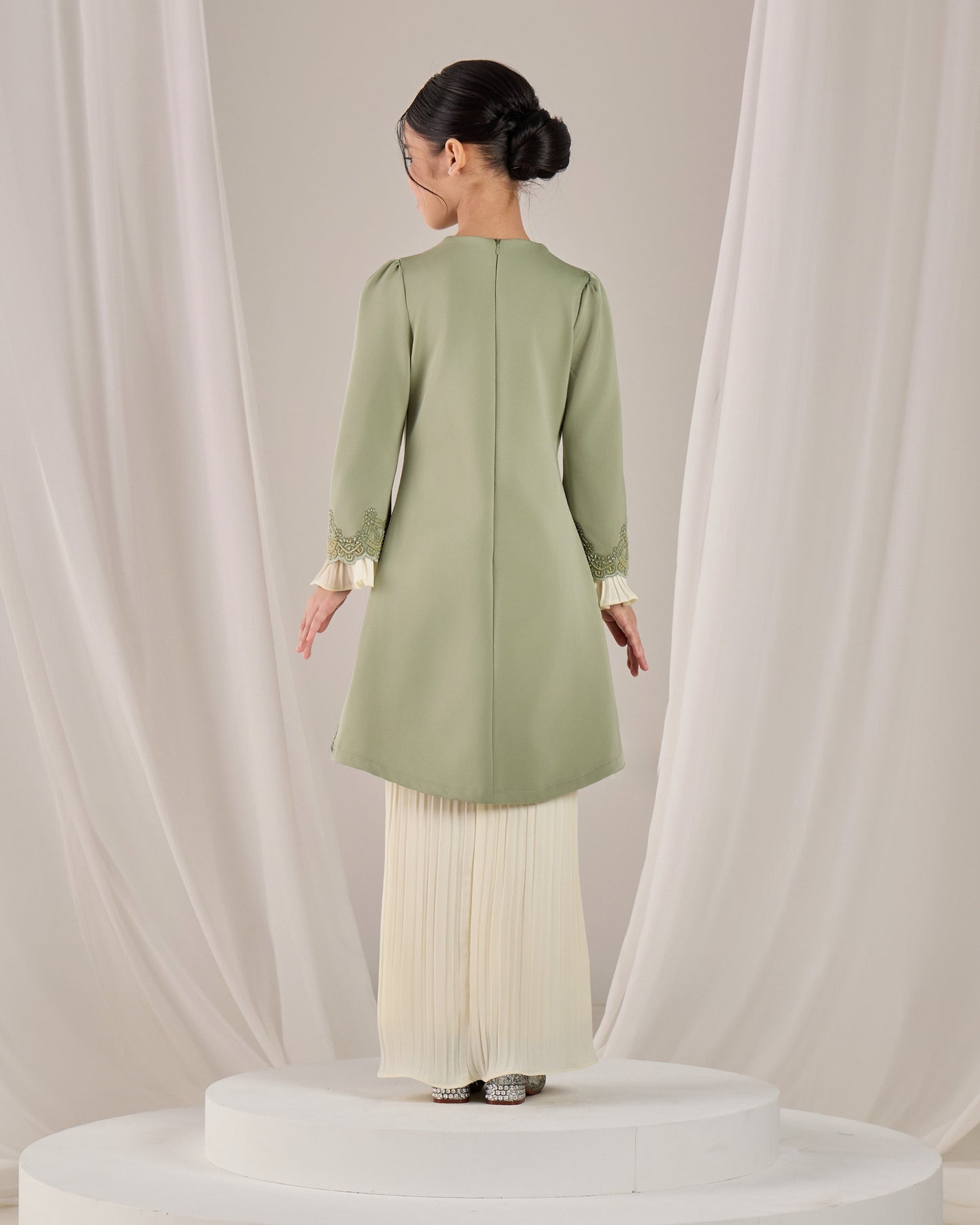 ISYRA KURUNG KIDS (SAGE GREEN)