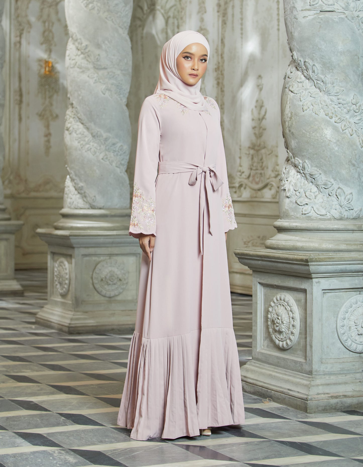 INAAYA ABAYA WITH PANTS (DUSTY PINK)