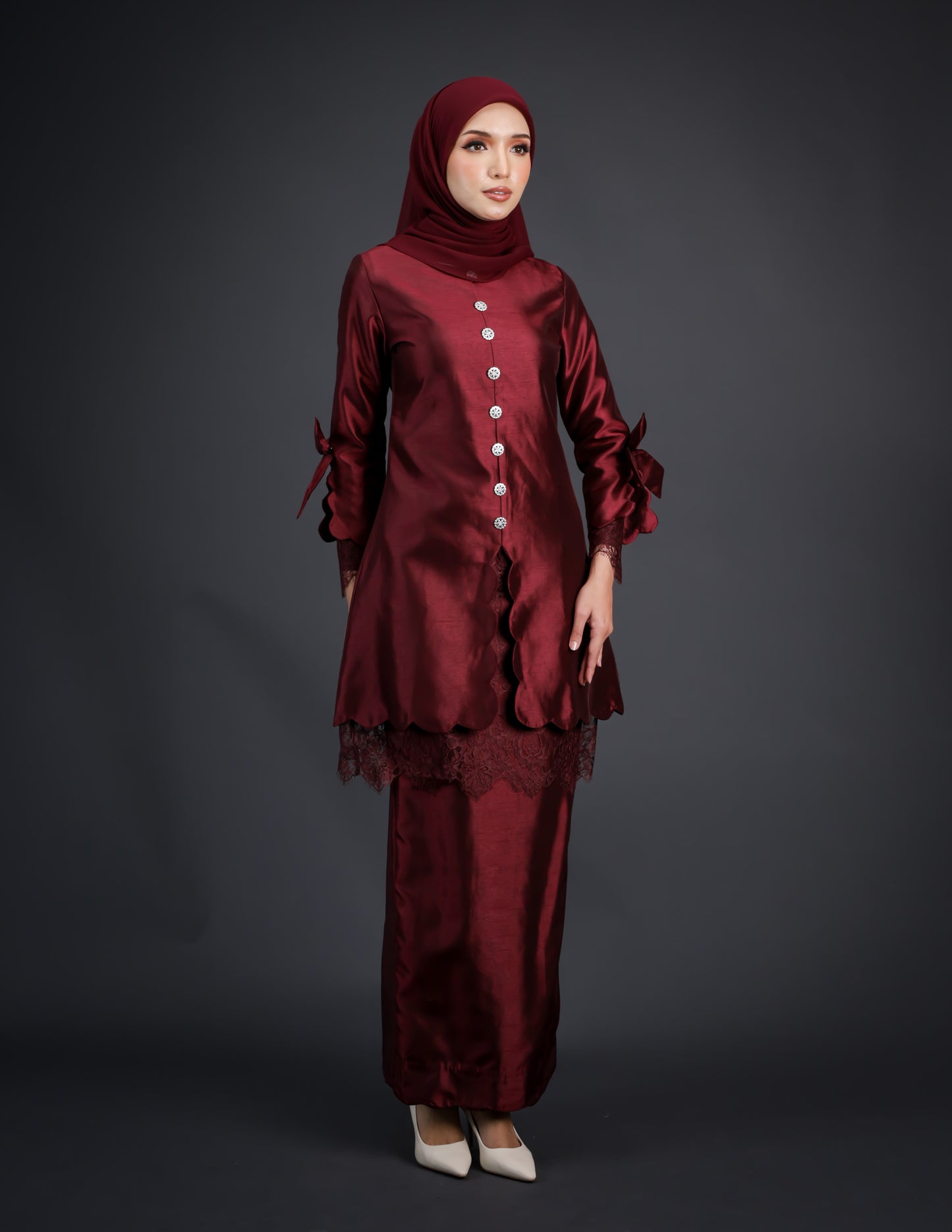 ARIYANA KEBAYA (BURGUNDY)