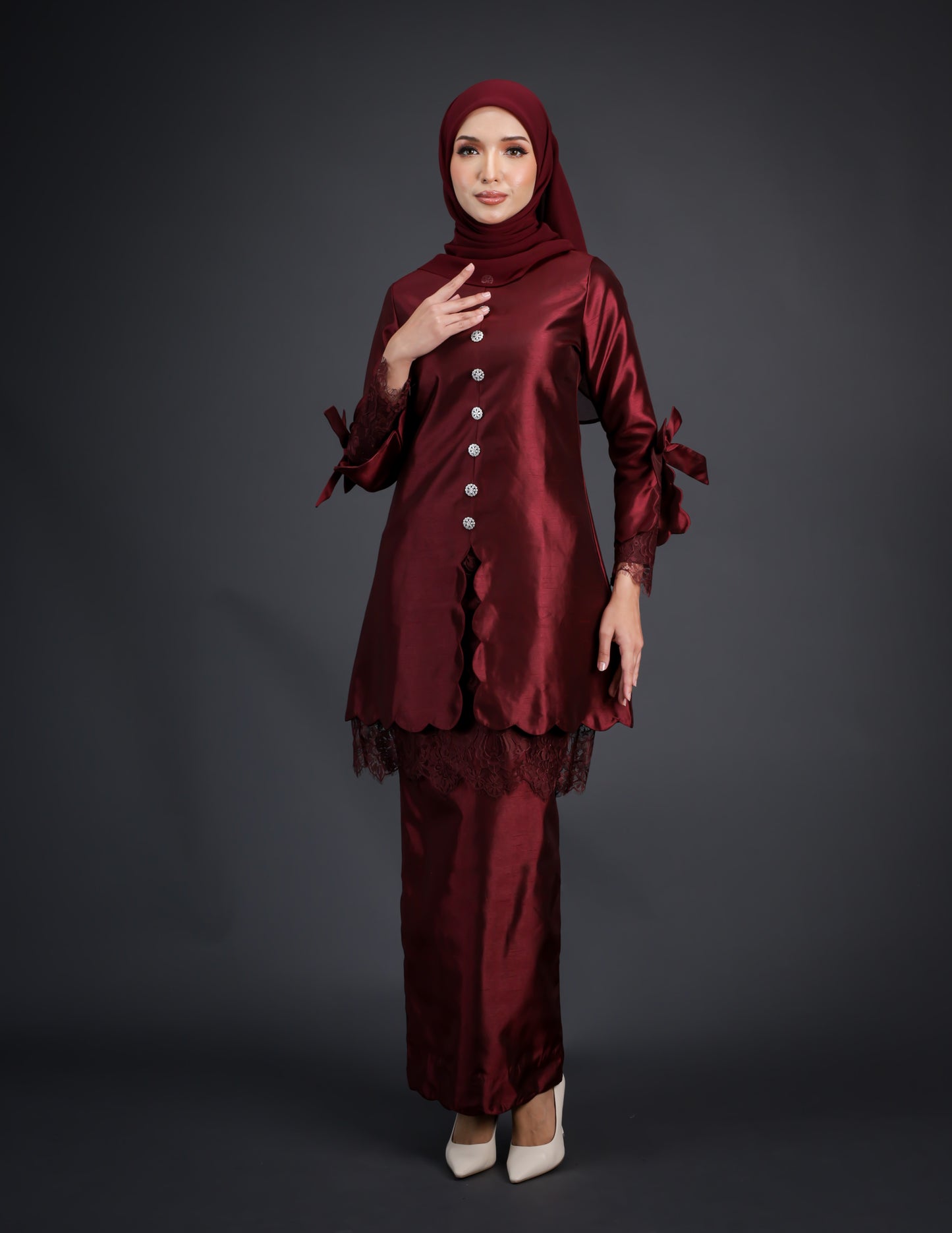 ARIYANA KEBAYA (BURGUNDY)