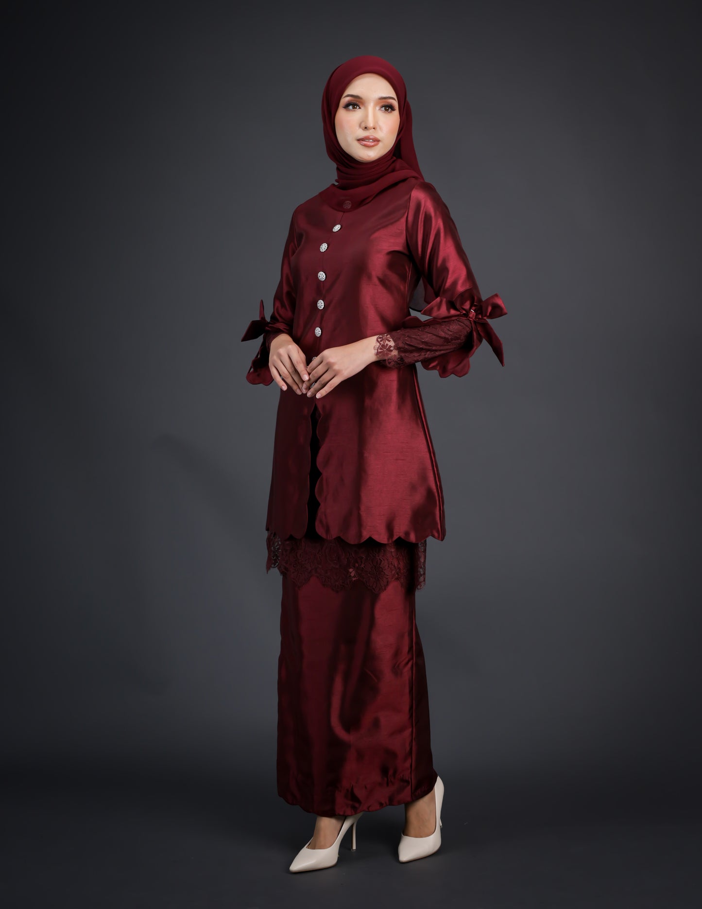 ARIYANA KEBAYA (BURGUNDY)