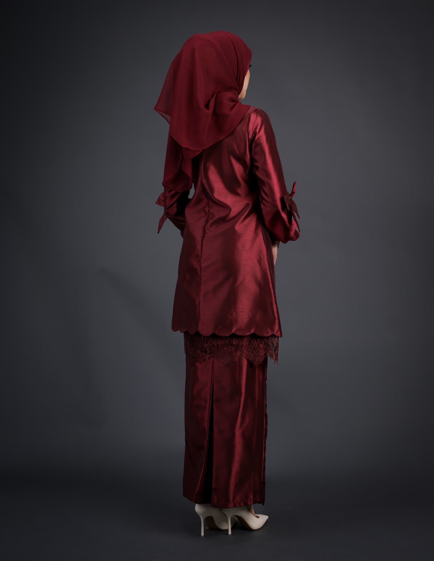 ARIYANA KEBAYA (BURGUNDY)