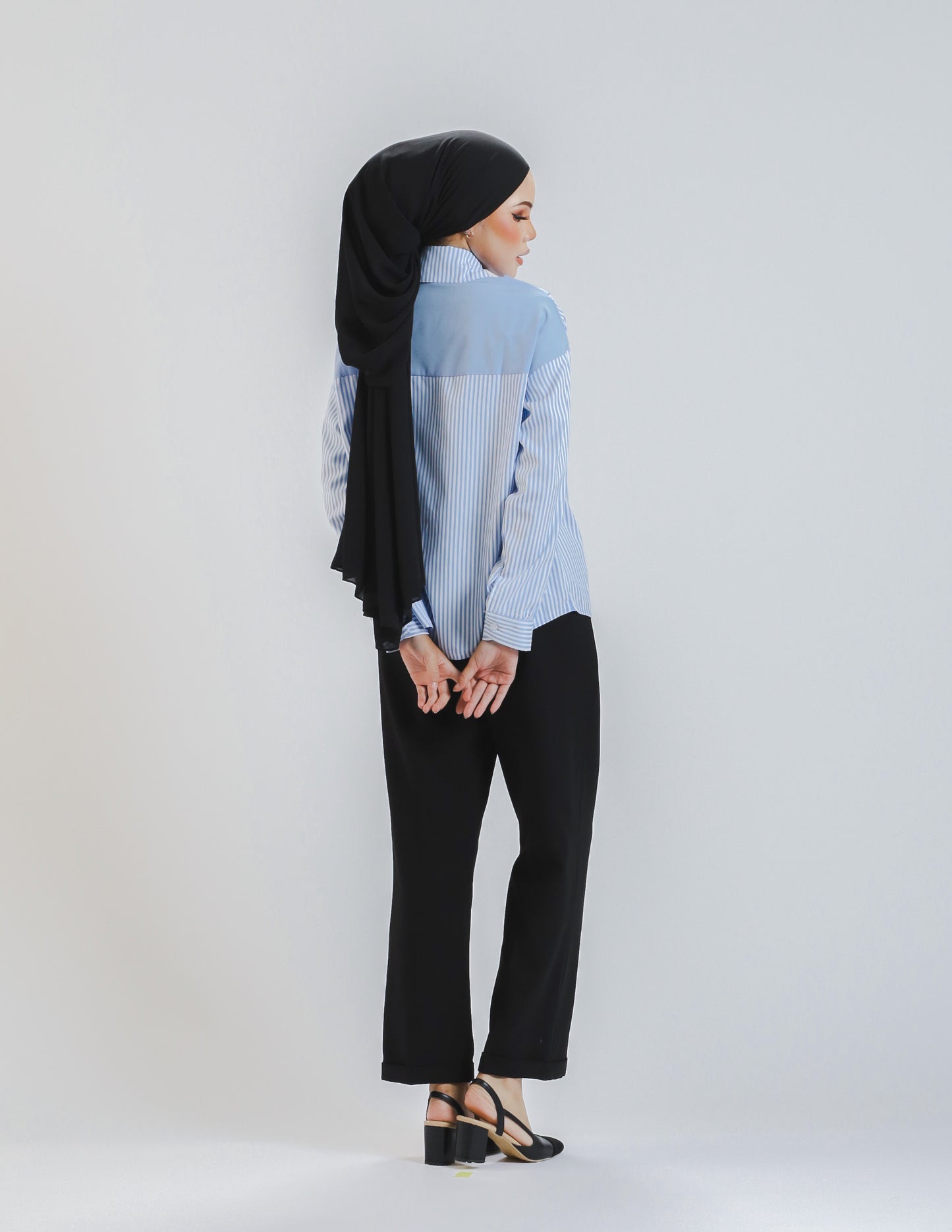 KYLE KNIT BUTTON SHIRT (LIGHT BLUE)