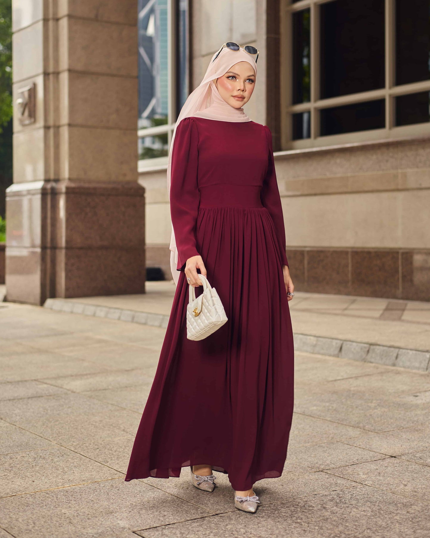LYRA PLEATED DRESS (BURGUNDY)